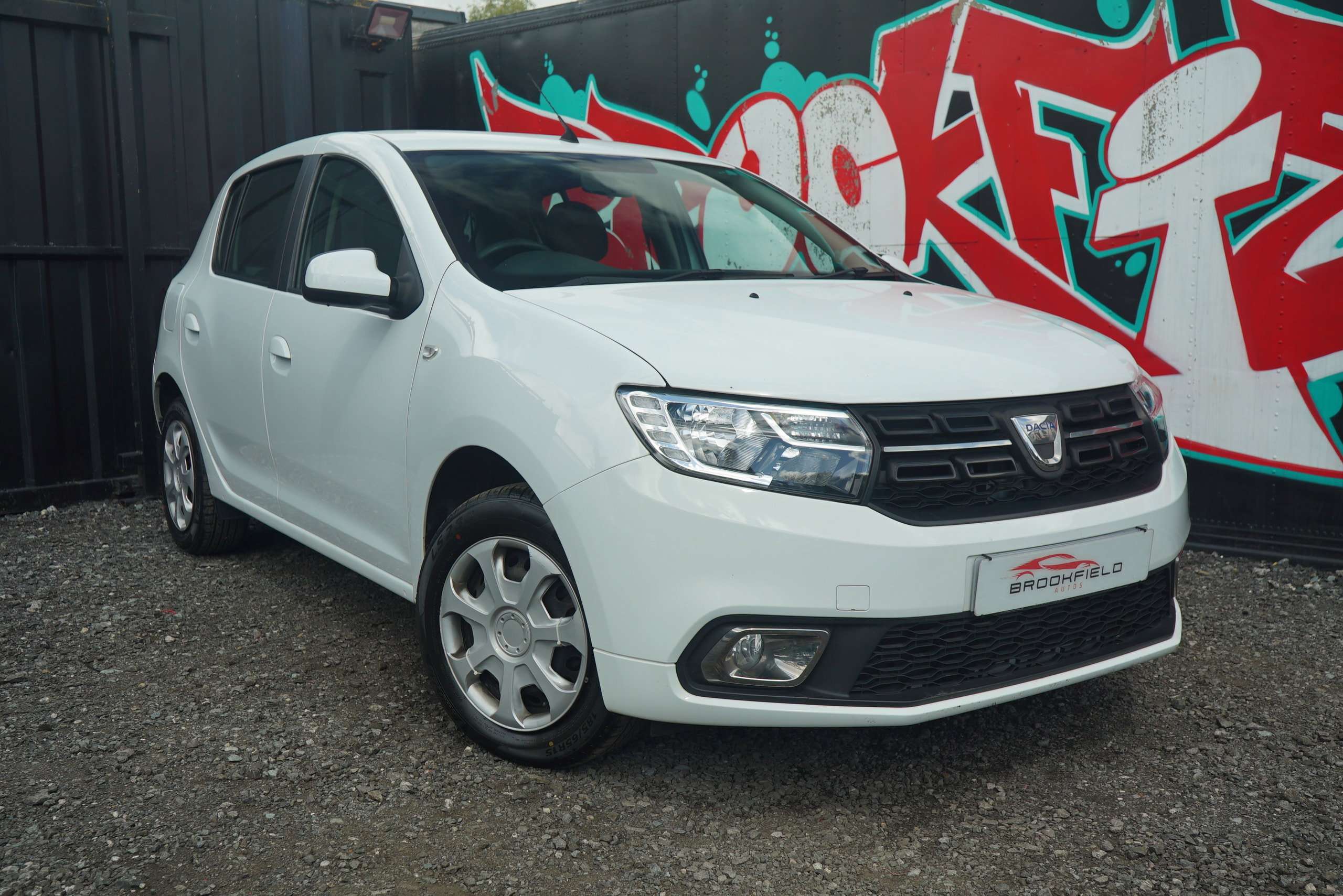 A 2018 DACIA SANDERO 0.9 TCe Laureate Hatchback 5dr Petrol Manual Euro 6 (s/s) (90 ps) A 2018 DACIA SANDERO 0.9 TCe Laureate Hatchback 5dr Petrol Manual Euro 6 (s/s) (90 ps)
