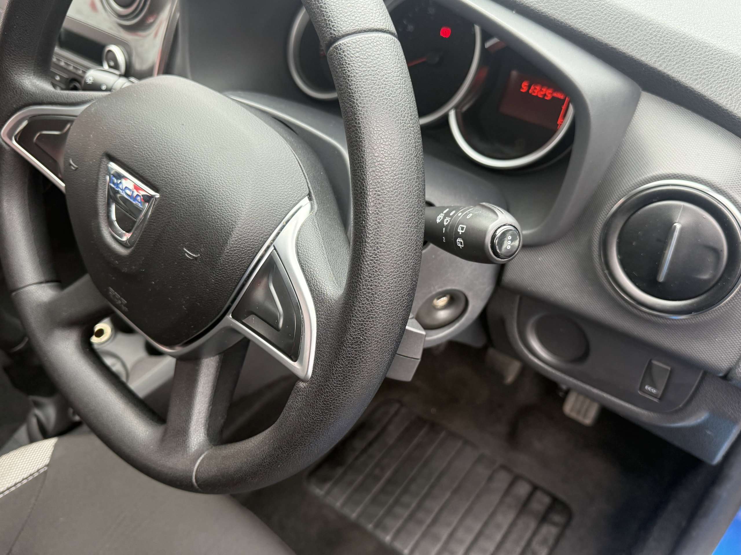 2017 DACIA SANDERO STEPWAY 2017 DACIA SANDERO STEPWAY