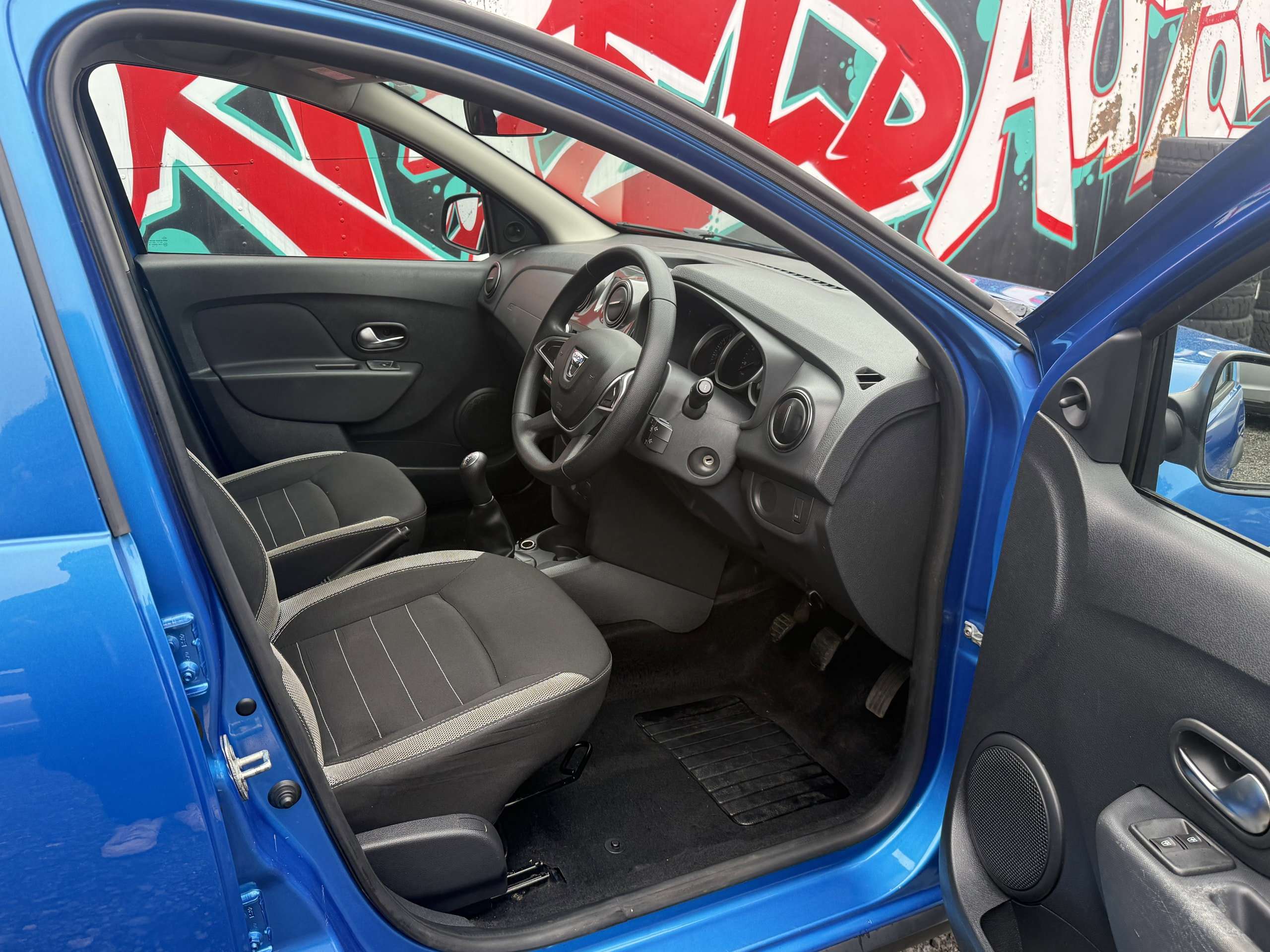 2017 DACIA SANDERO STEPWAY 2017 DACIA SANDERO STEPWAY
