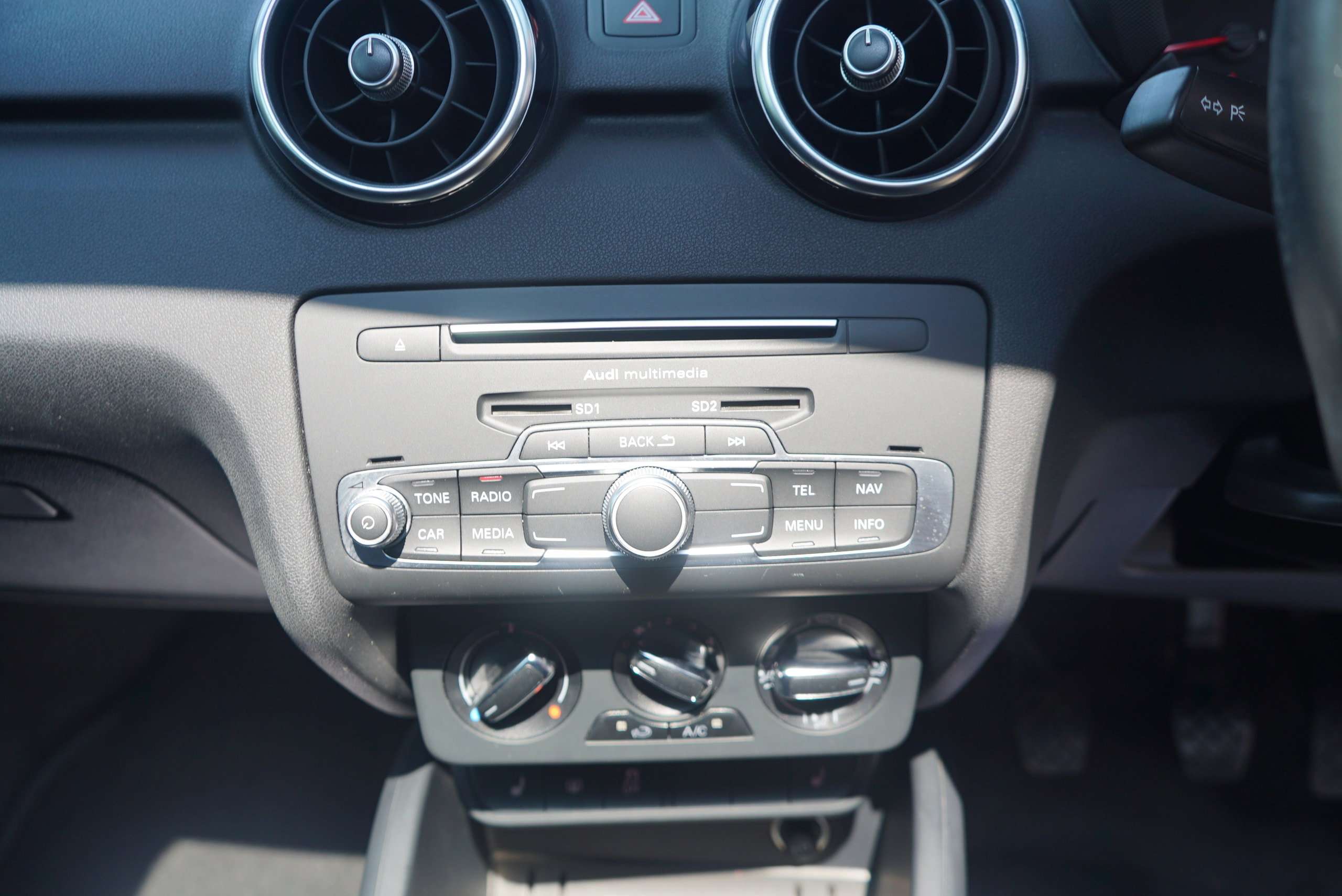 2015 AUDI A1 2015 AUDI A1