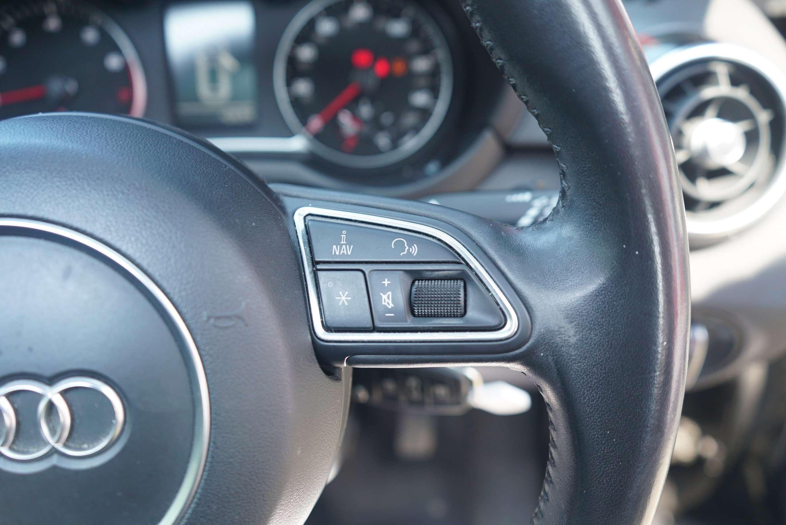 2015 AUDI A1 2015 AUDI A1