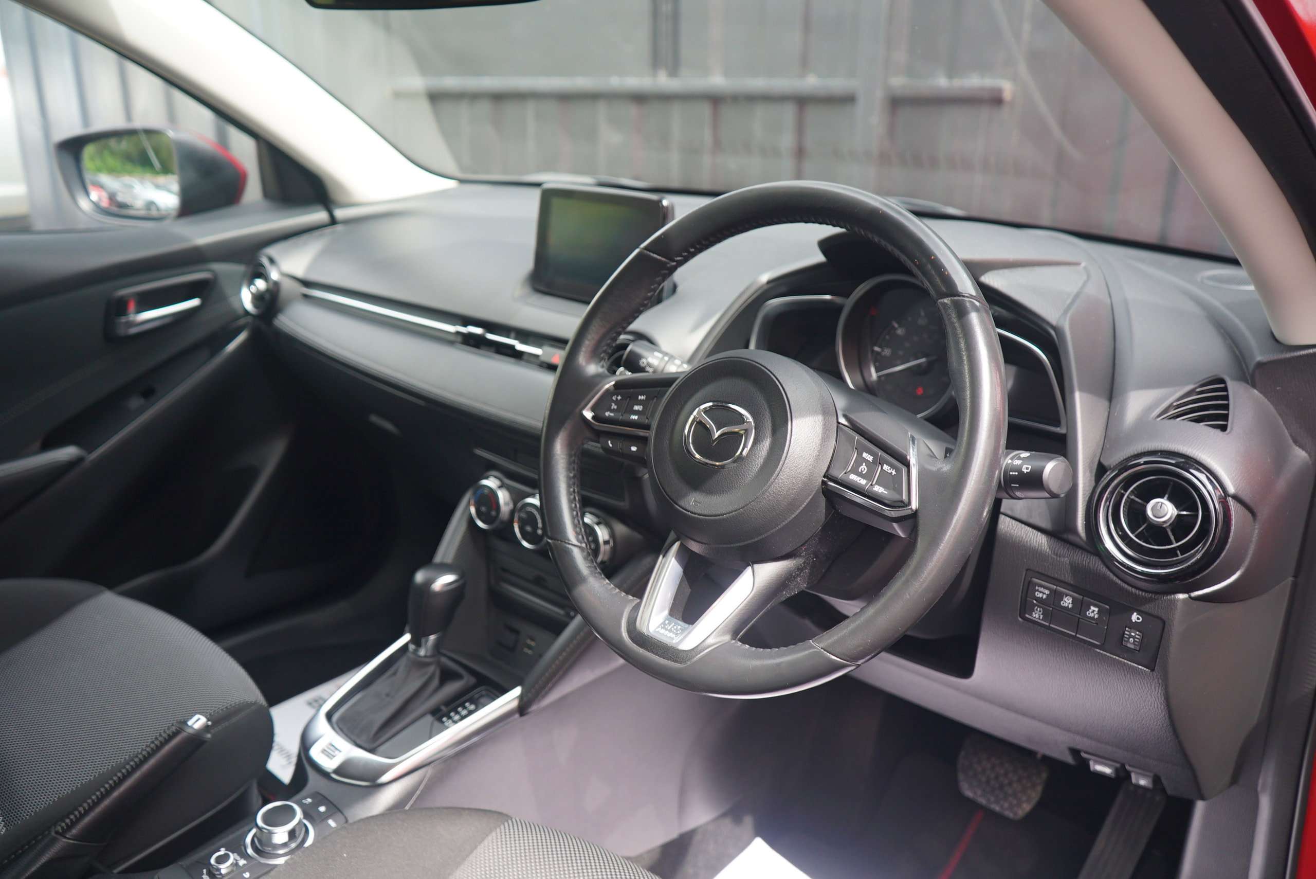 2018 MAZDA MAZDA2 2018 MAZDA MAZDA2
