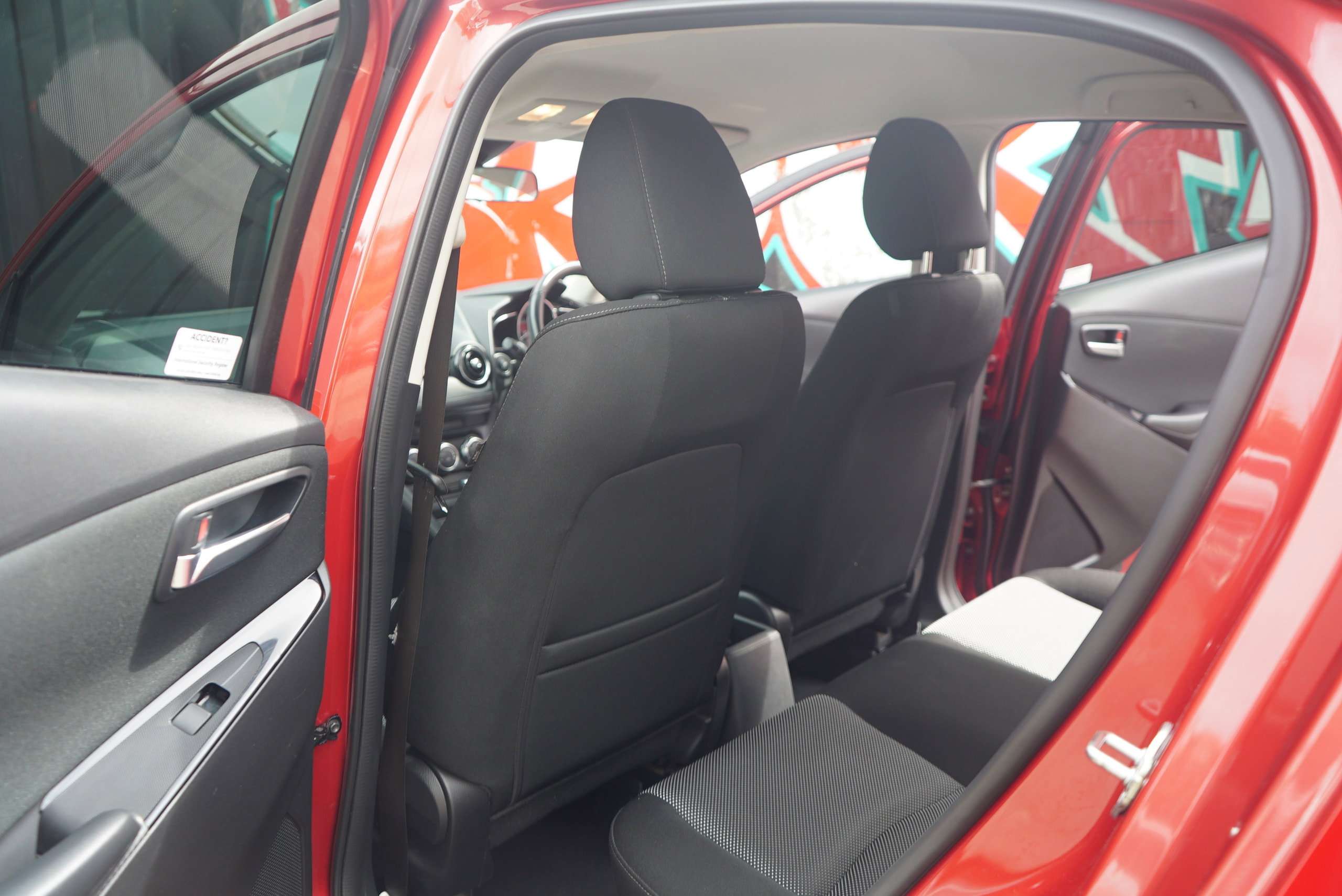 2018 MAZDA MAZDA2 2018 MAZDA MAZDA2