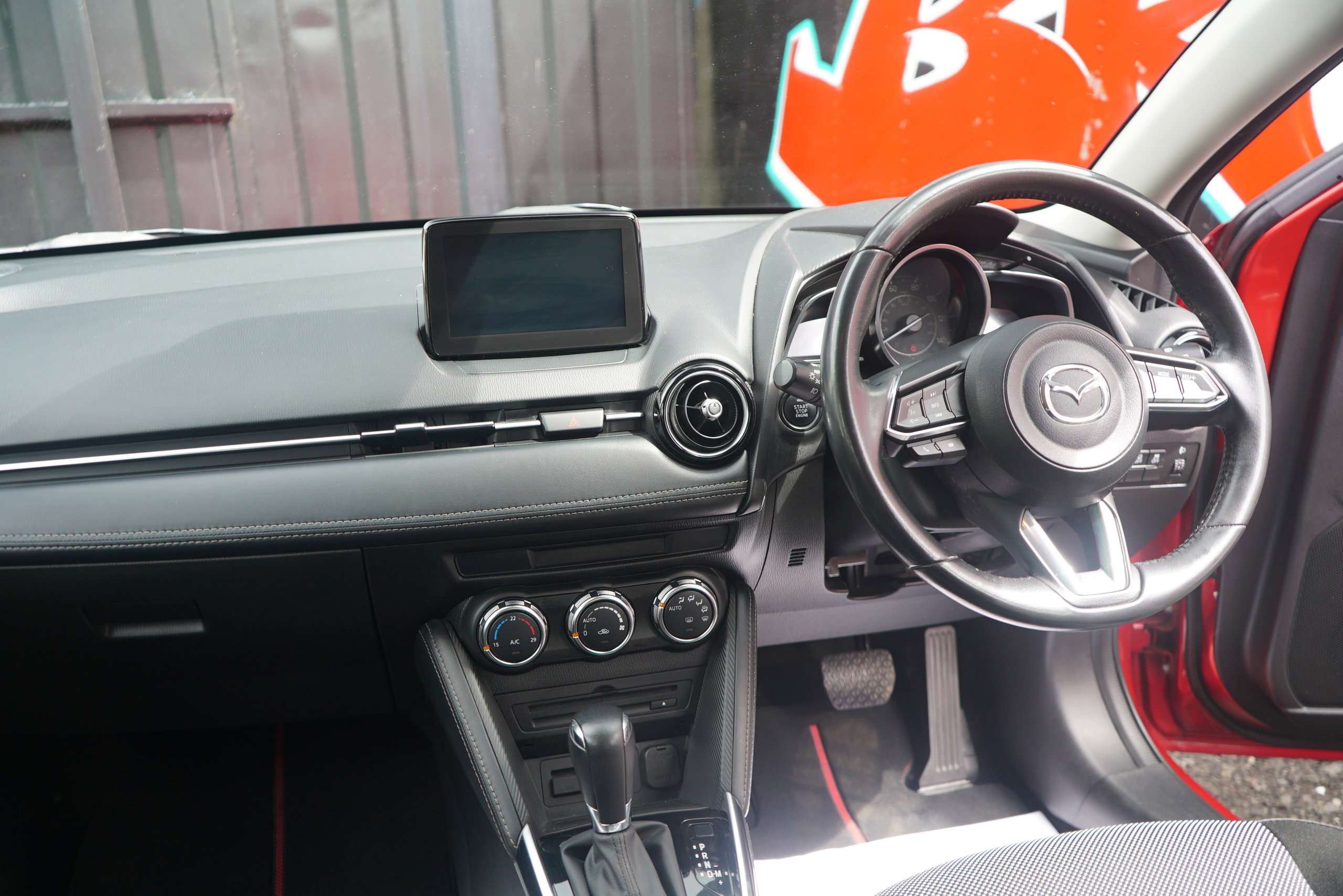 2018 MAZDA MAZDA2 2018 MAZDA MAZDA2