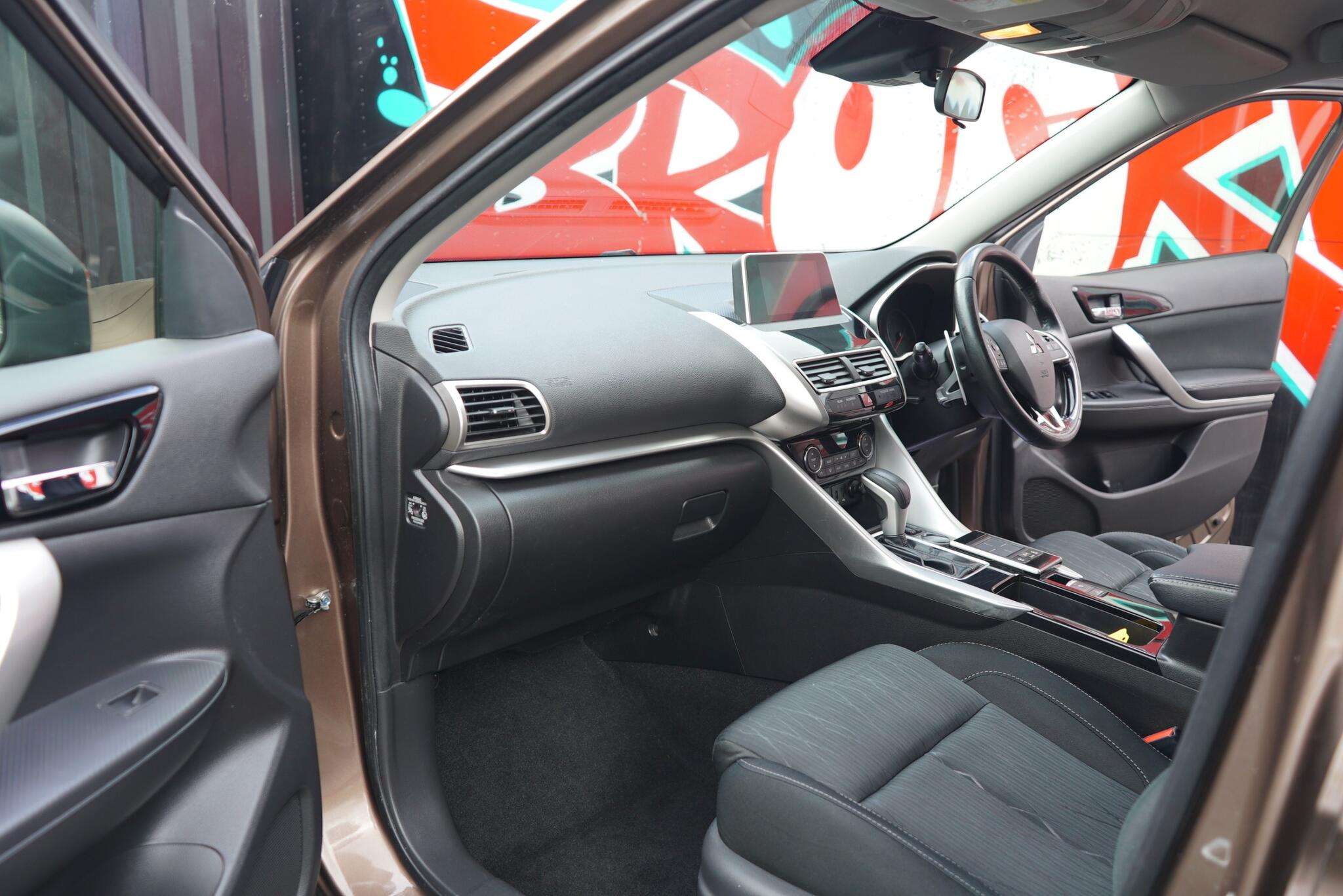 2018 MITSUBISHI ECLIPSE CROSS 2018 MITSUBISHI ECLIPSE CROSS