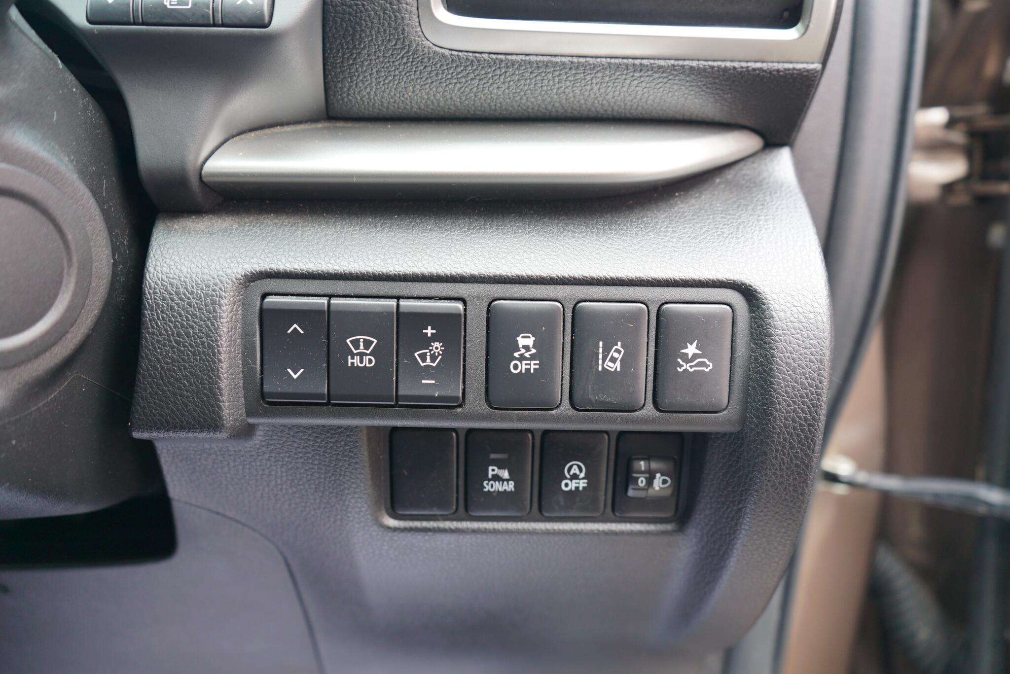 2018 MITSUBISHI ECLIPSE CROSS 2018 MITSUBISHI ECLIPSE CROSS