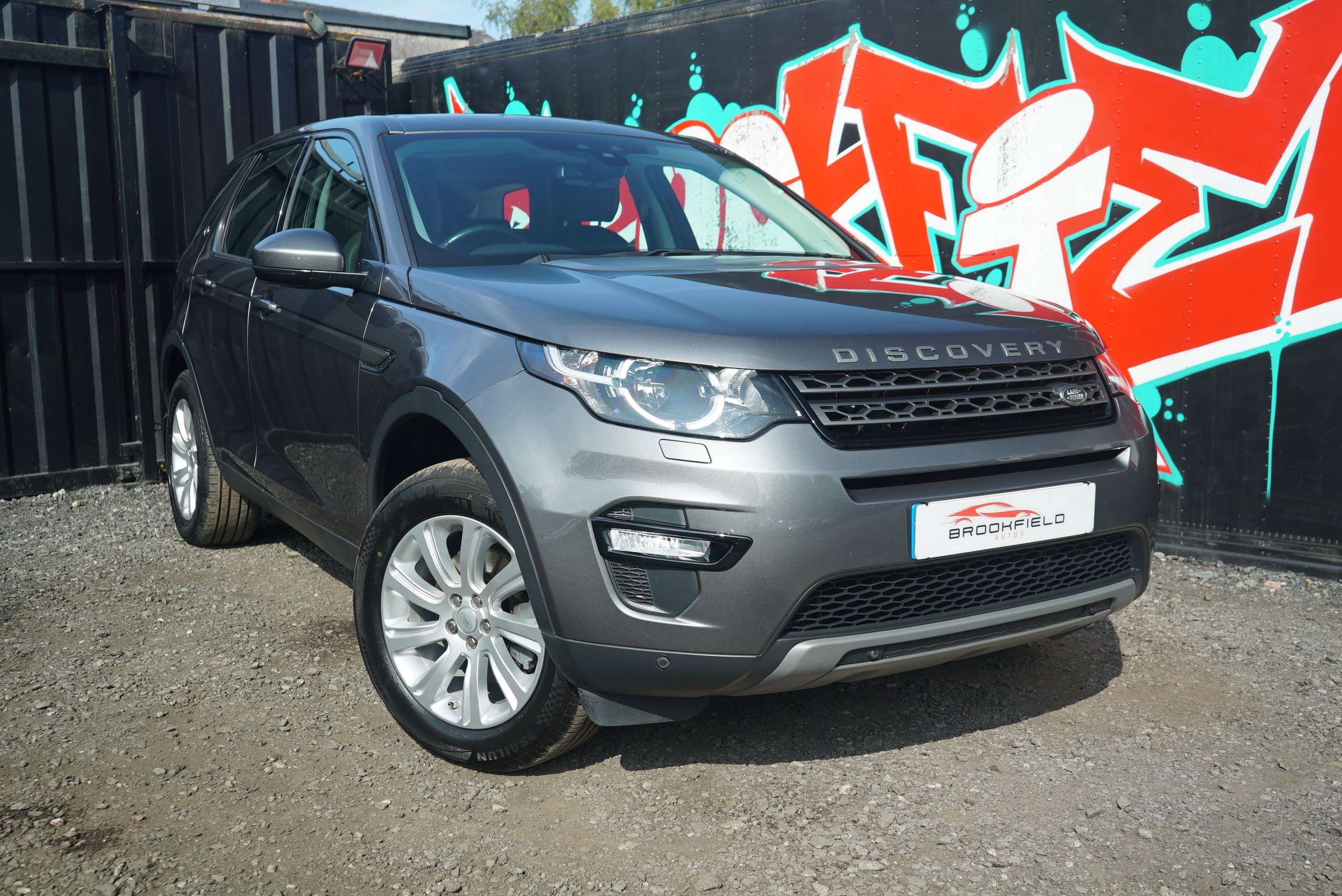 A 2016 LAND ROVER DISCOVERY SPORT 2.0 TD4 SE Tech SUV 5dr Diesel Auto 4WD Euro 6 (s/s) (180 ps) A 2016 LAND ROVER DISCOVERY SPORT 2.0 TD4 SE Tech SUV 5dr Diesel Auto 4WD Euro 6 (s/s) (180 ps)