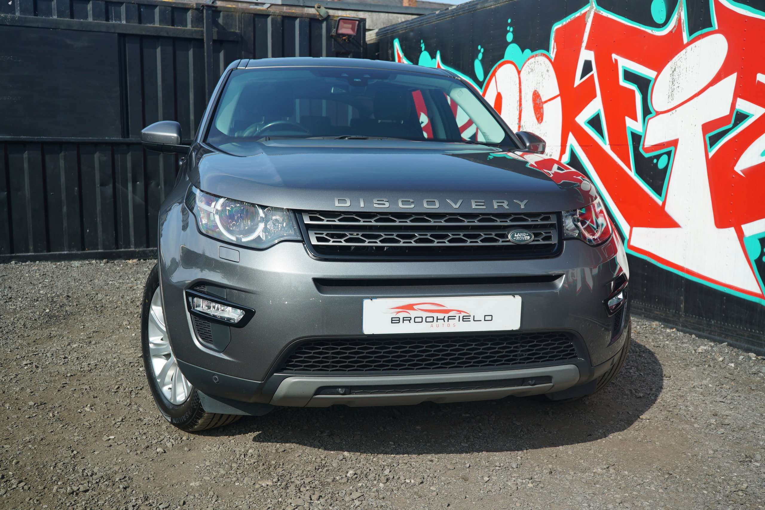 A 2016 LAND ROVER DISCOVERY SPORT 2.0 TD4 SE Tech SUV 5dr Diesel Auto 4WD Euro 6 (s/s) (180 ps) A 2016 LAND ROVER DISCOVERY SPORT 2.0 TD4 SE Tech SUV 5dr Diesel Auto 4WD Euro 6 (s/s) (180 ps)