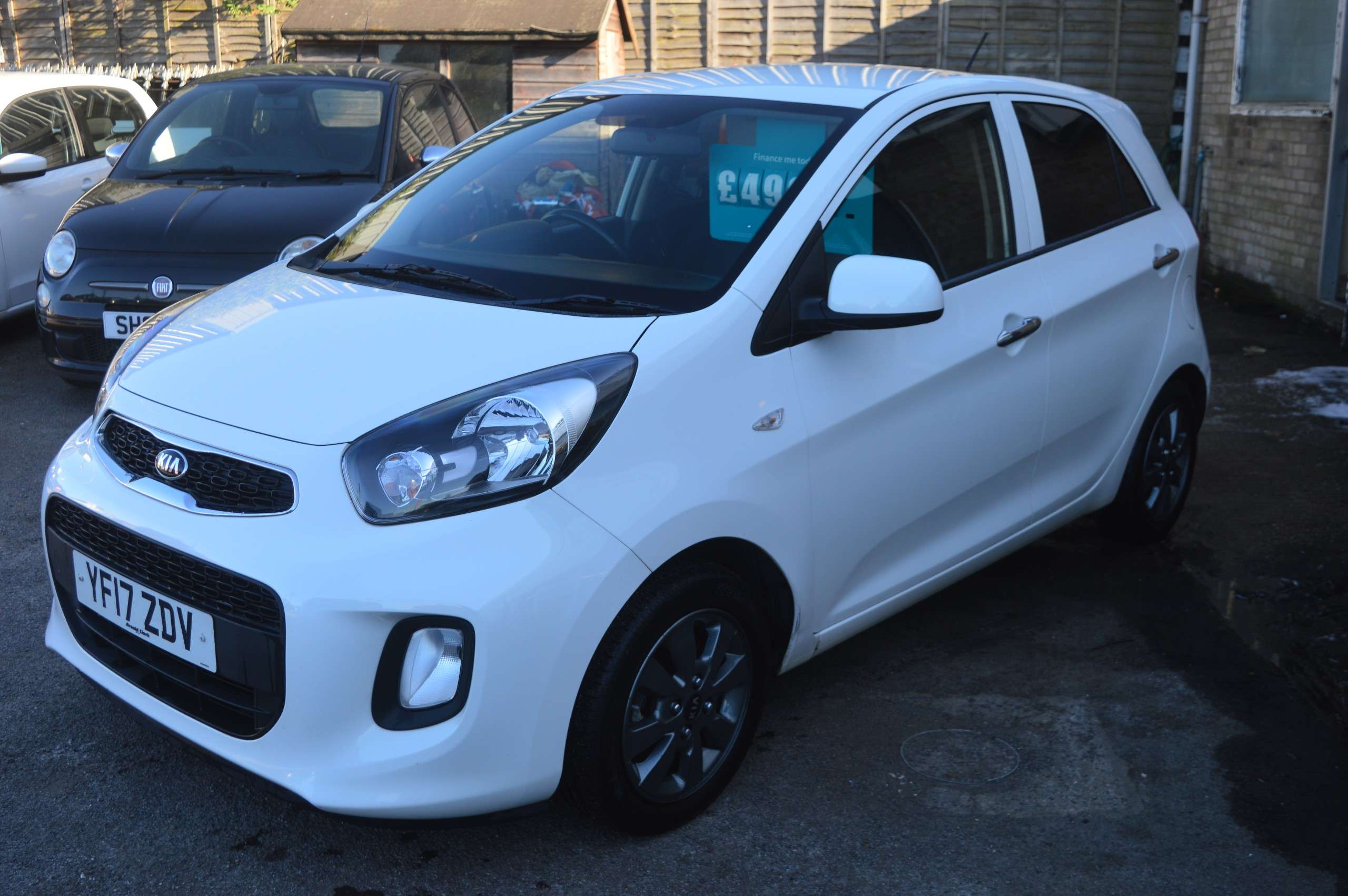 A 2017 KIA PICANTO 1.0 EcoDynamics SE Hatchback 5dr Petrol Manual Euro 6 (s/s) (65 bhp) A 2017 KIA PICANTO 1.0 EcoDynamics SE Hatchback 5dr Petrol Manual Euro 6 (s/s) (65 bhp)