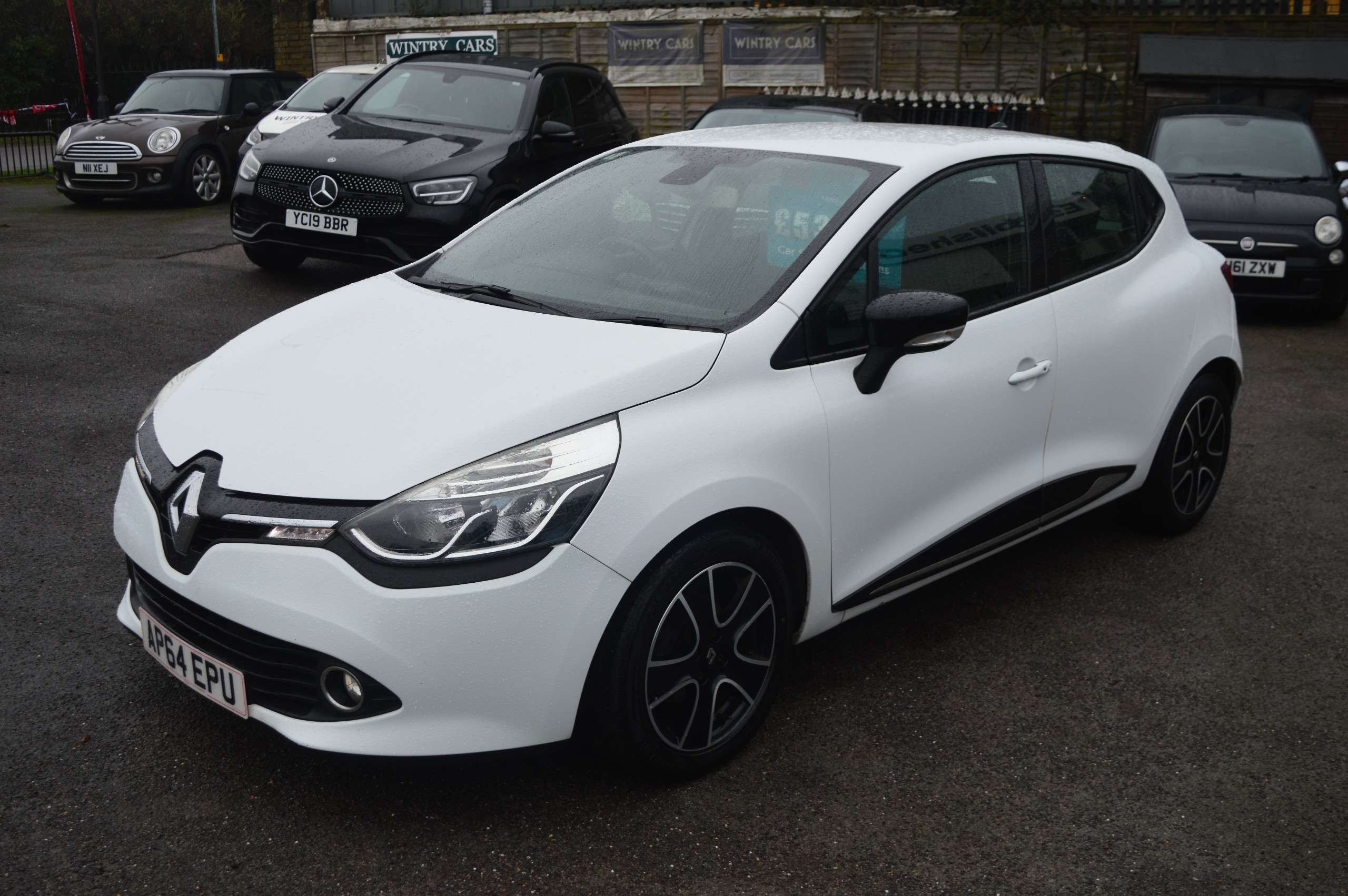 2015 RENAULT CLIO 2015 RENAULT CLIO