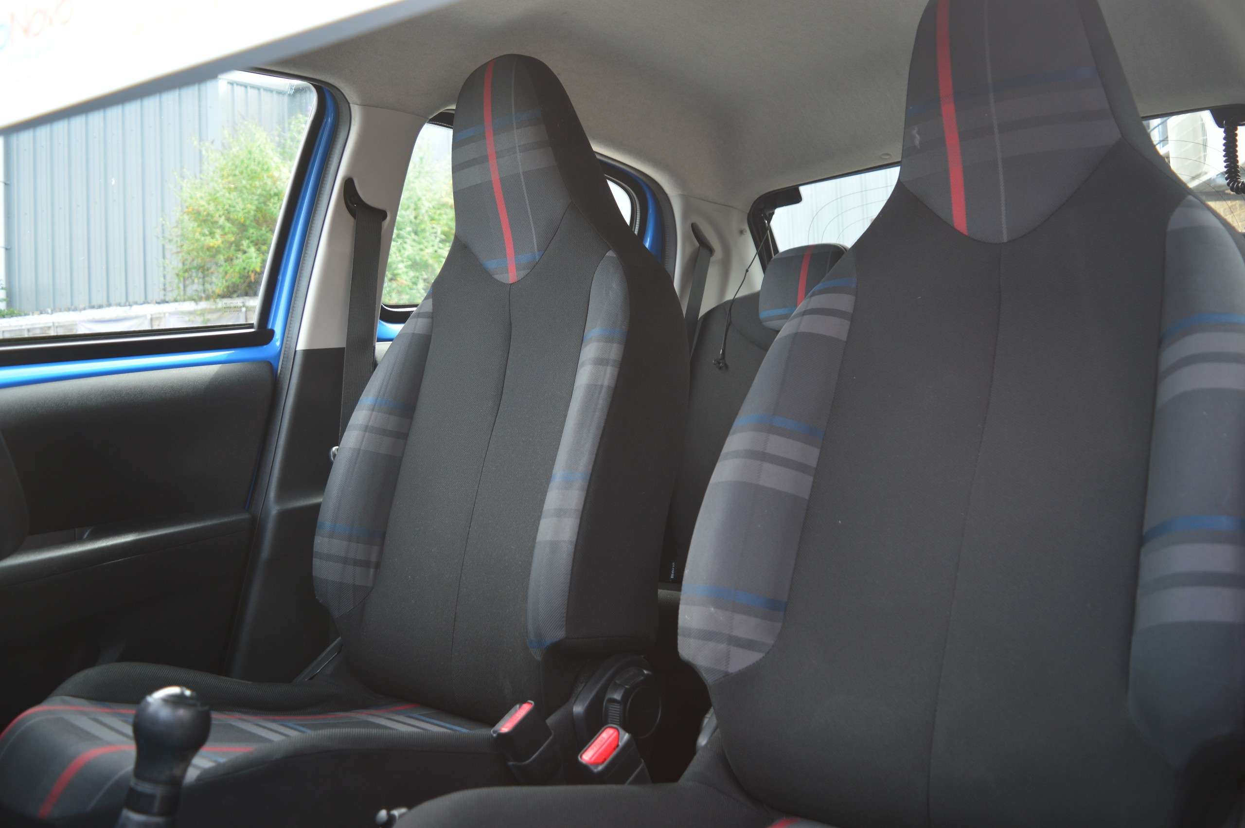 2015 PEUGEOT 108 2015 PEUGEOT 108