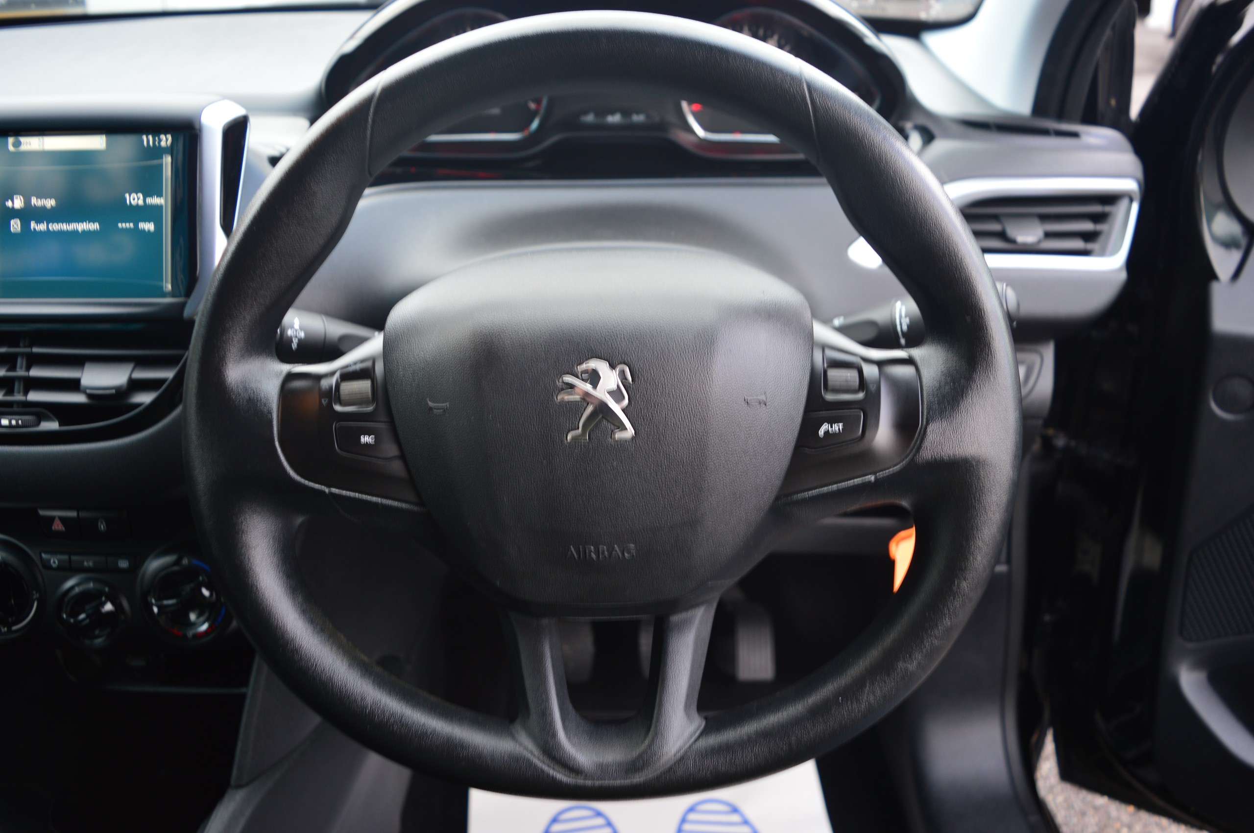 2014 PEUGEOT 208 2014 PEUGEOT 208