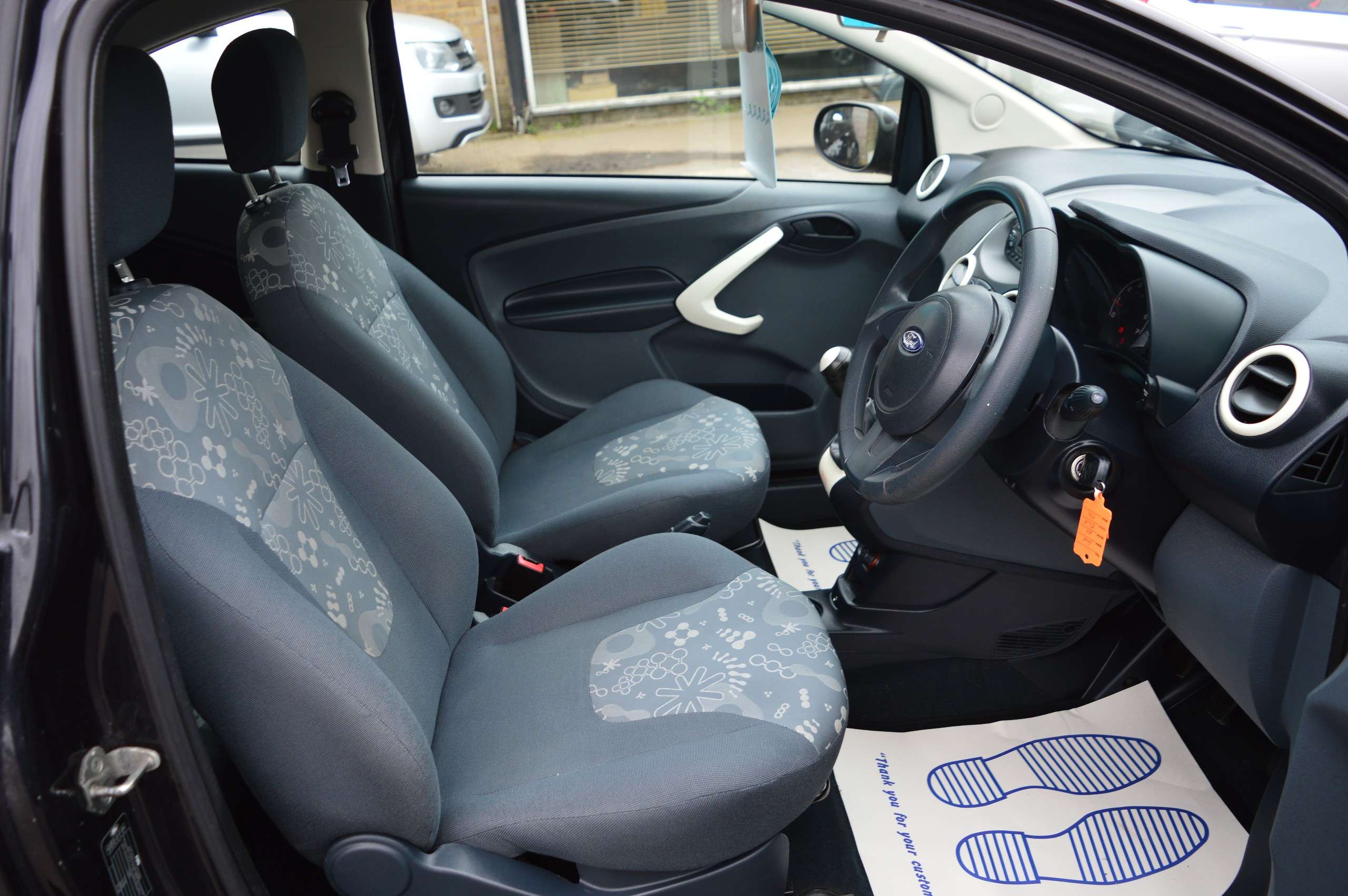 A 2011 FORD KA 1.2 Edge Hatchback 3dr Petrol Manual Euro 5 (s/s) (69 ps) A 2011 FORD KA 1.2 Edge Hatchback 3dr Petrol Manual Euro 5 (s/s) (69 ps)