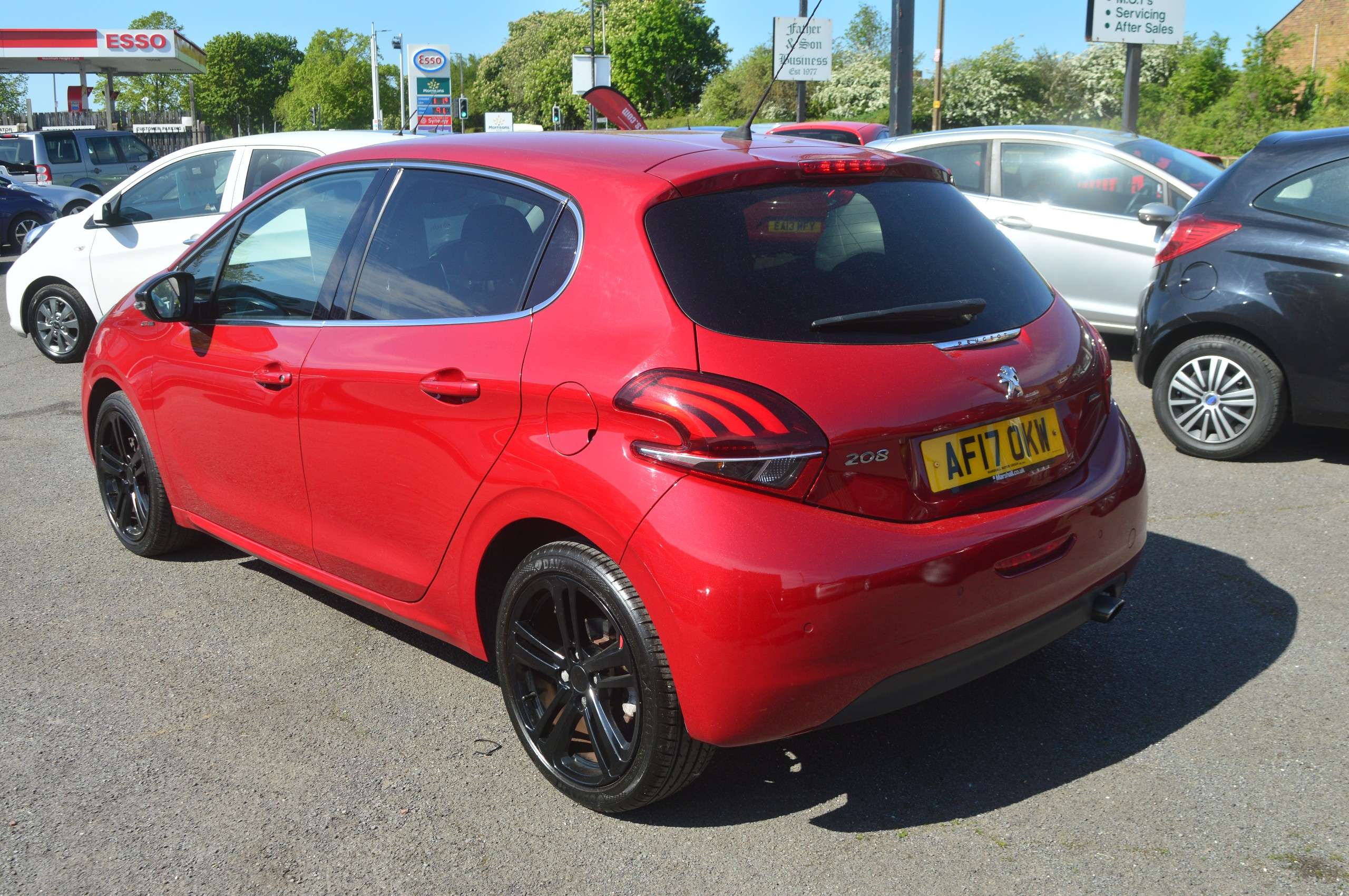2017 PEUGEOT 208 2017 PEUGEOT 208