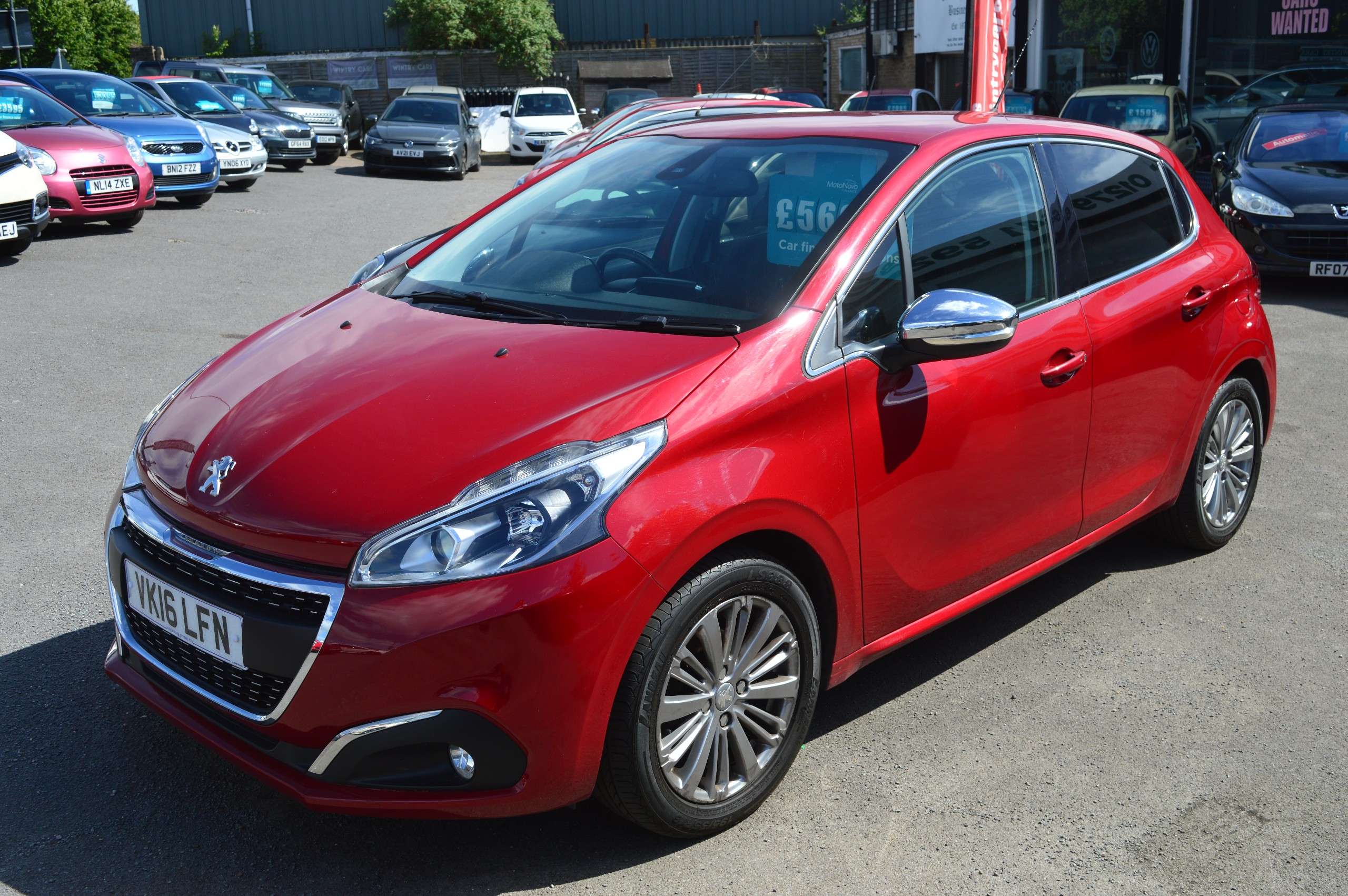 A 2016 PEUGEOT 208 1.2 PureTech Allure Hatchback 5dr Petrol Manual Euro 6 (82 ps) A 2016 PEUGEOT 208 1.2 PureTech Allure Hatchback 5dr Petrol Manual Euro 6 (82 ps)