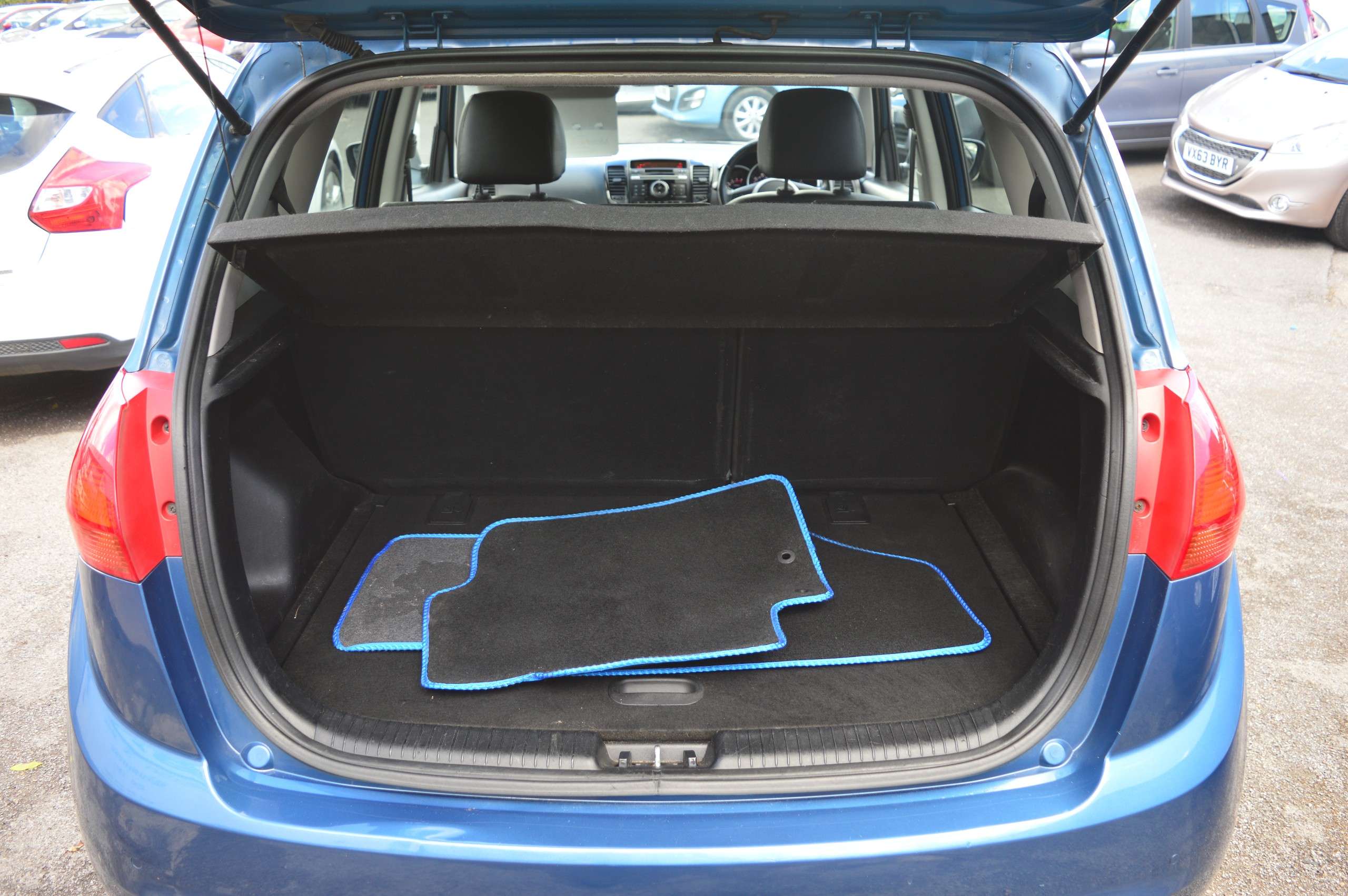 2012 KIA VENGA 2012 KIA VENGA