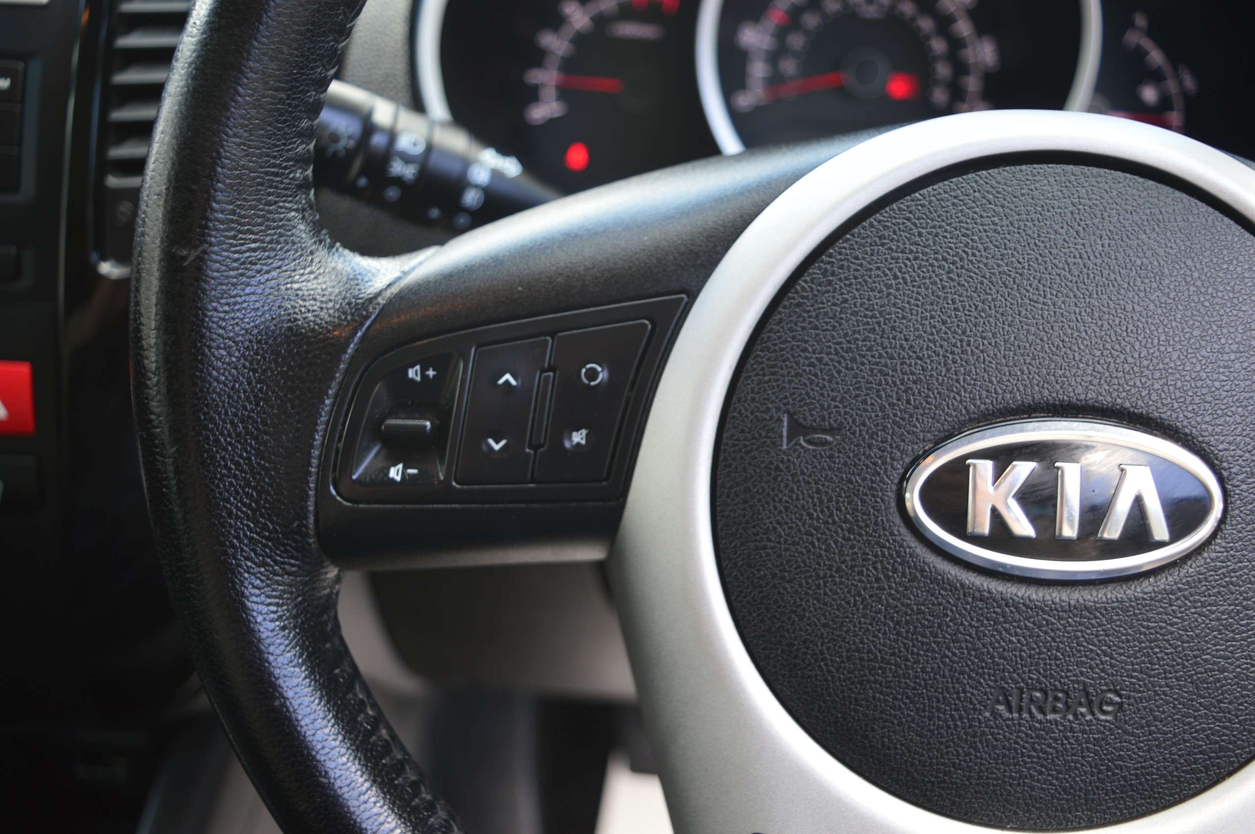 2012 KIA VENGA 2012 KIA VENGA