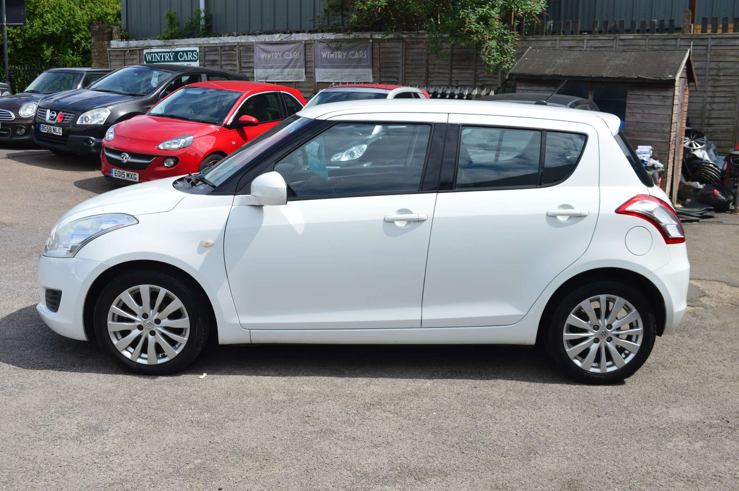 2012 SUZUKI SWIFT 2012 SUZUKI SWIFT