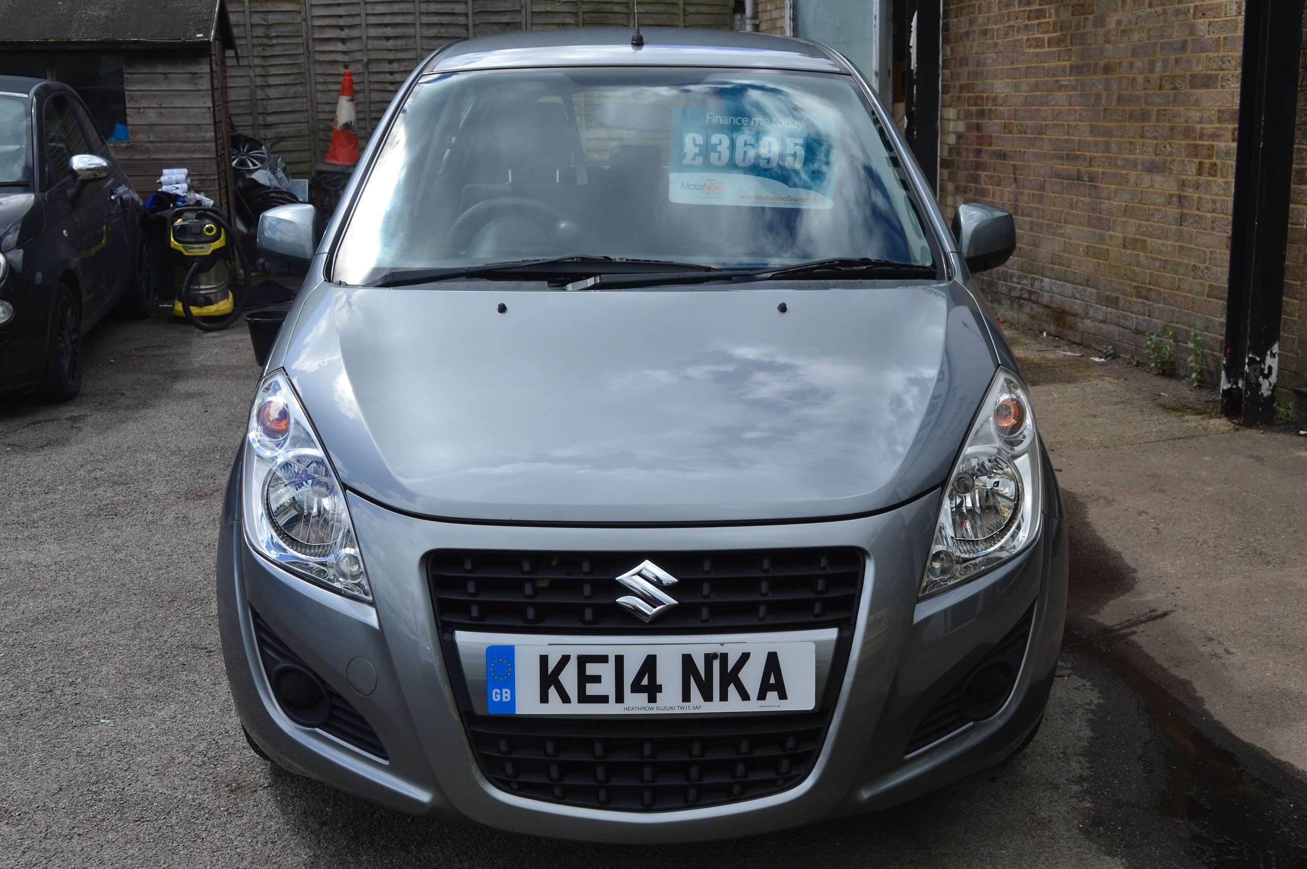 A 2014 SUZUKI SPLASH 1.0 12V SZ3 MPV 5dr Petrol Manual Euro 5 (68 ps) A 2014 SUZUKI SPLASH 1.0 12V SZ3 MPV 5dr Petrol Manual Euro 5 (68 ps)