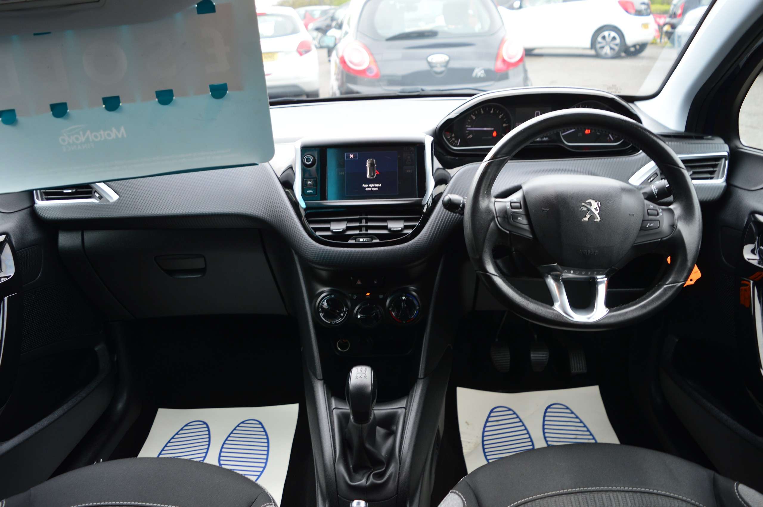 A 2016 PEUGEOT 208 1.2 PureTech XS White Hatchback 5dr Petrol Manual Euro 6 (82 ps) A 2016 PEUGEOT 208 1.2 PureTech XS White Hatchback 5dr Petrol Manual Euro 6 (82 ps)