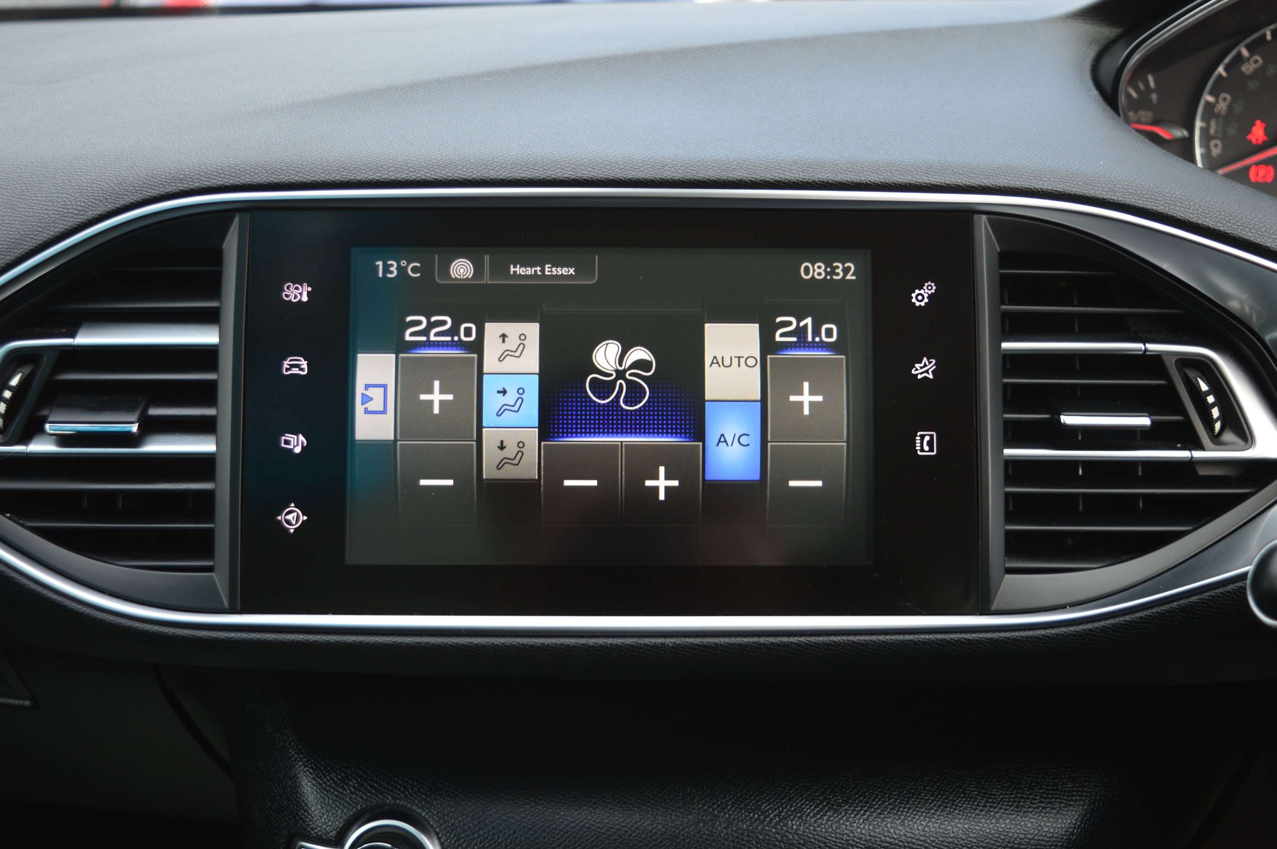 2014 PEUGEOT 308 2014 PEUGEOT 308