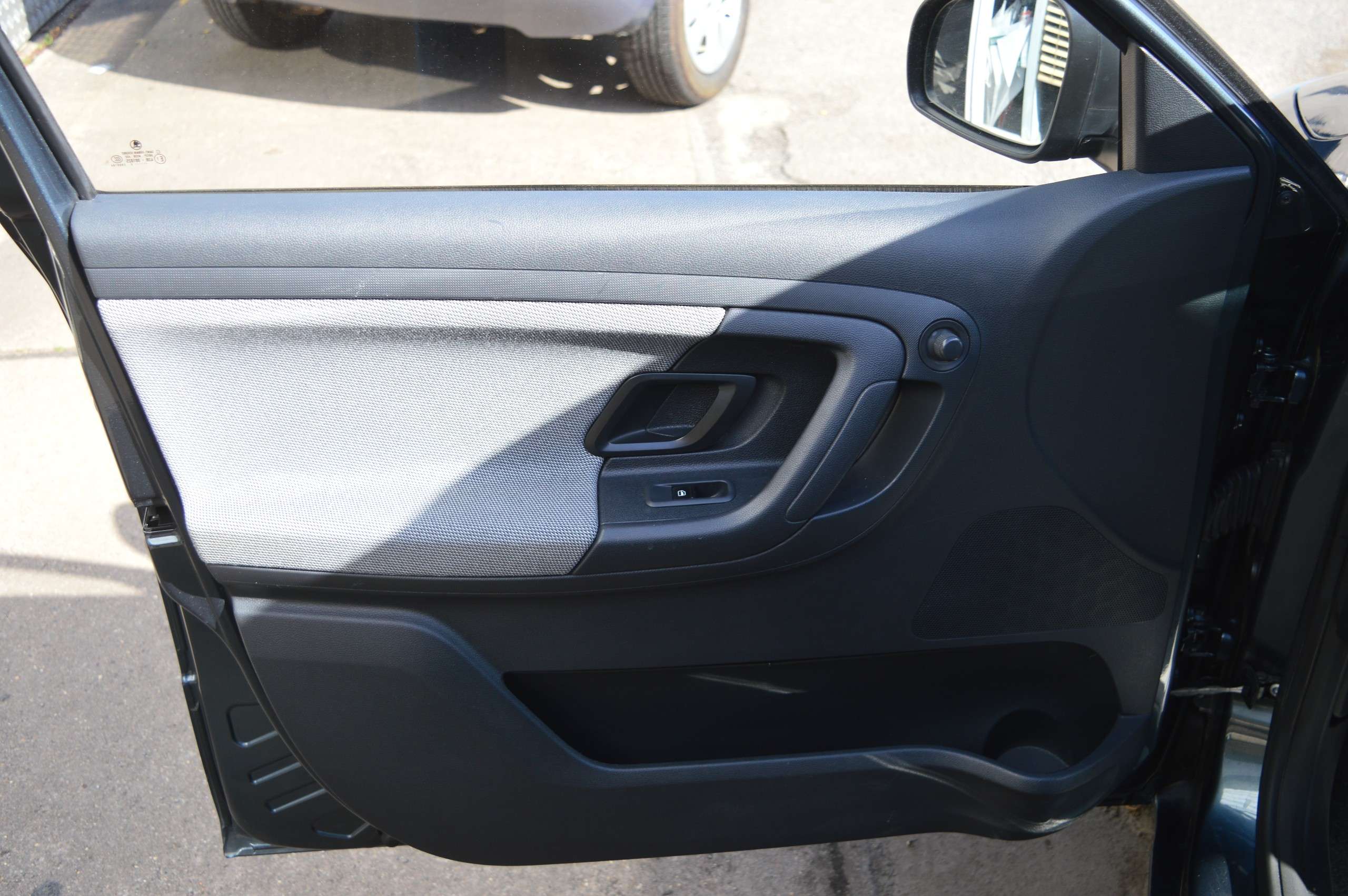 2014 SKODA FABIA 2014 SKODA FABIA