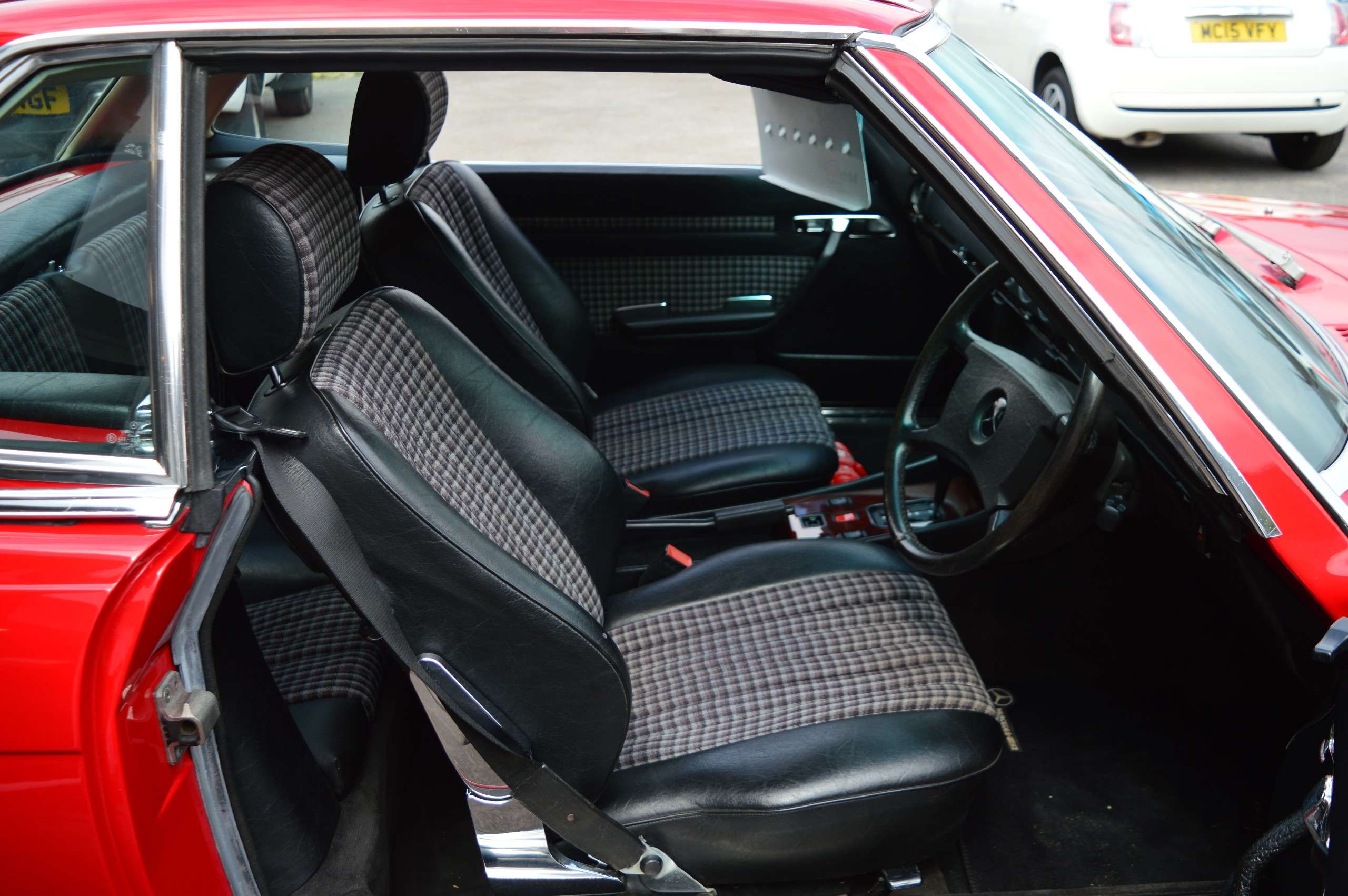 1986 MERCEDES-BENZ 300 1986 MERCEDES-BENZ 300