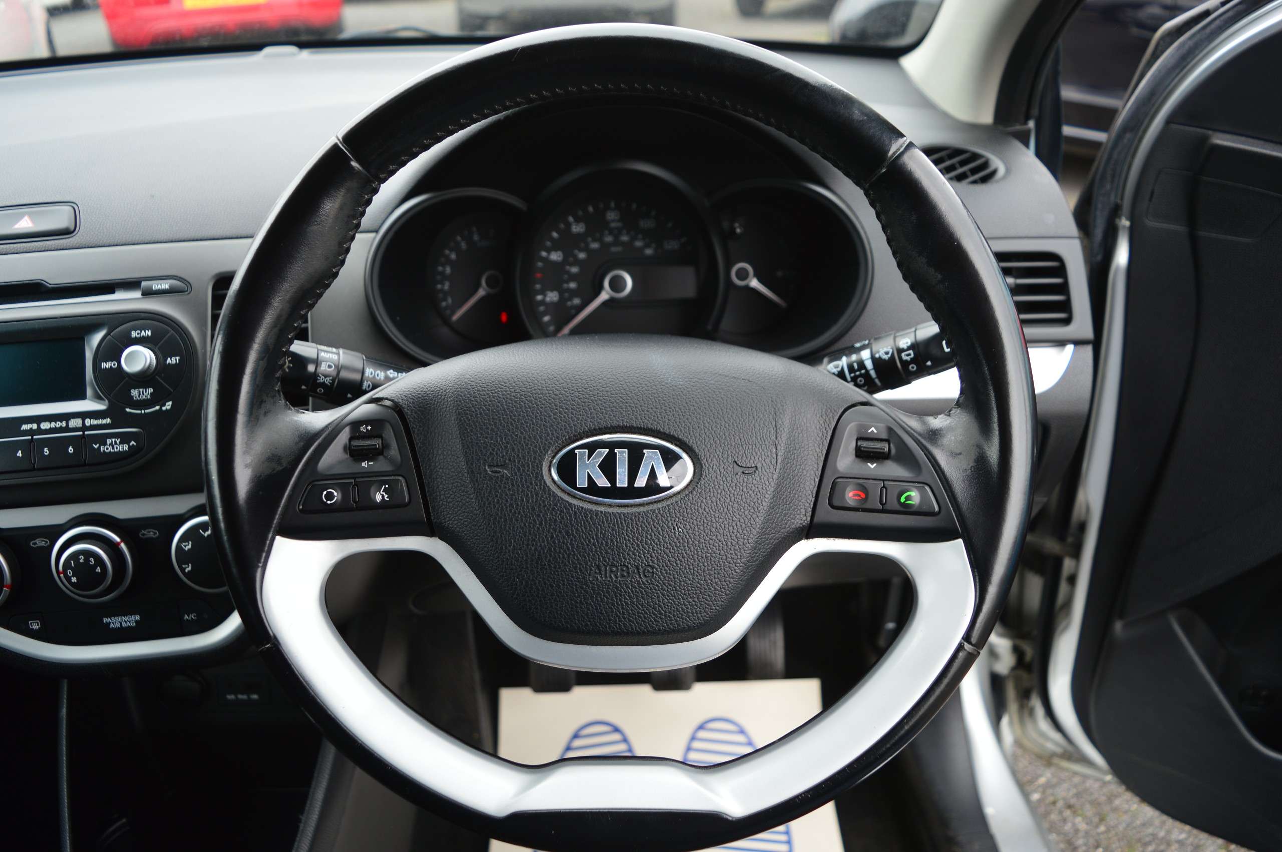 2013 KIA PICANTO 2013 KIA PICANTO