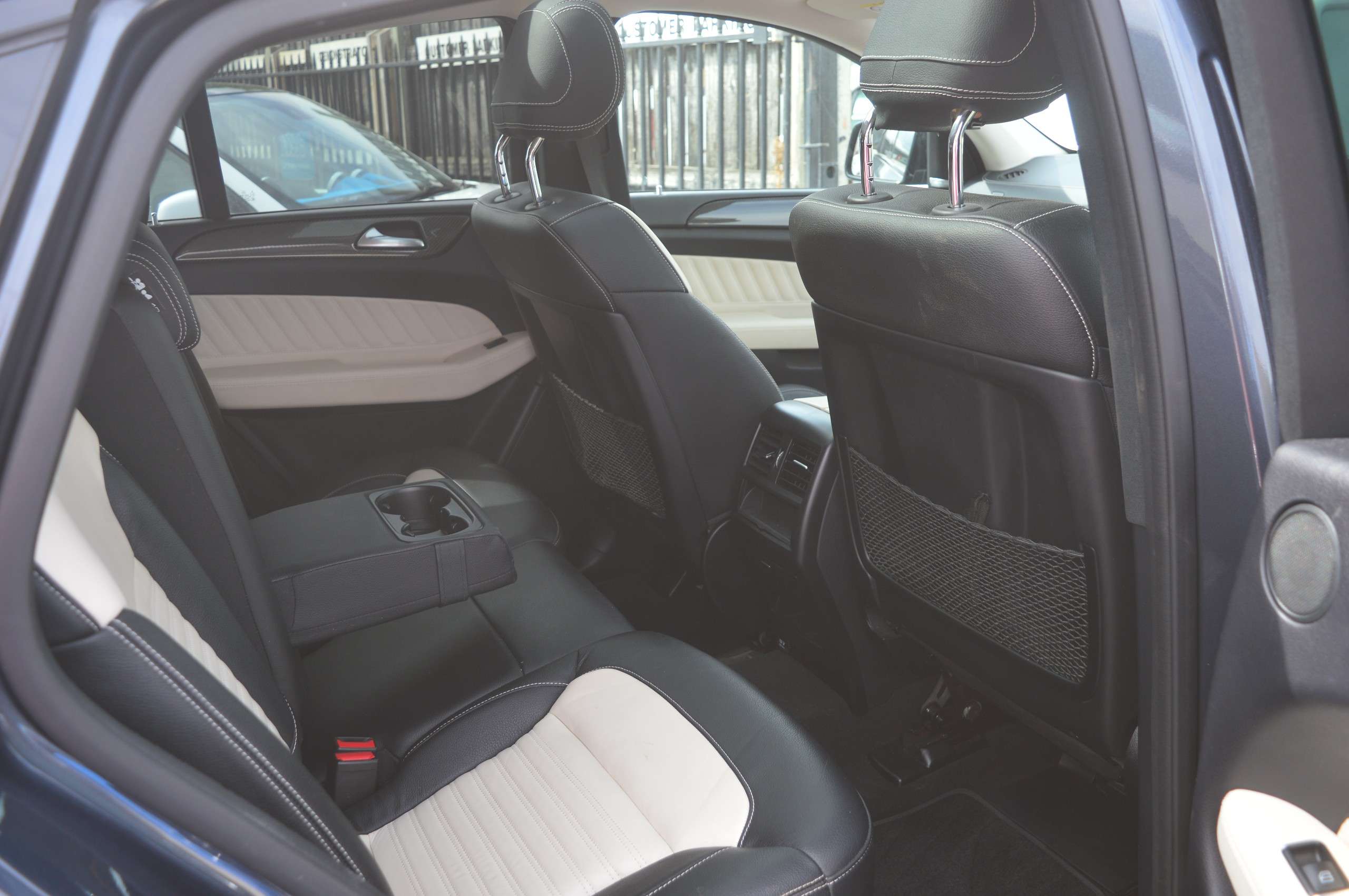 A 2015 MERCEDES-BENZ GLE 3.0 GLE450 V6 AMG (Premium Plus) Coupe 5dr Petrol G-Tronic 4MATIC Euro 6 (s/s) (367 ps) A 2015 MERCEDES-BENZ GLE 3.0 GLE450 V6 AMG (Premium Plus) Coupe 5dr Petrol G-Tronic 4MATIC Euro 6 (s/s) (367 ps)