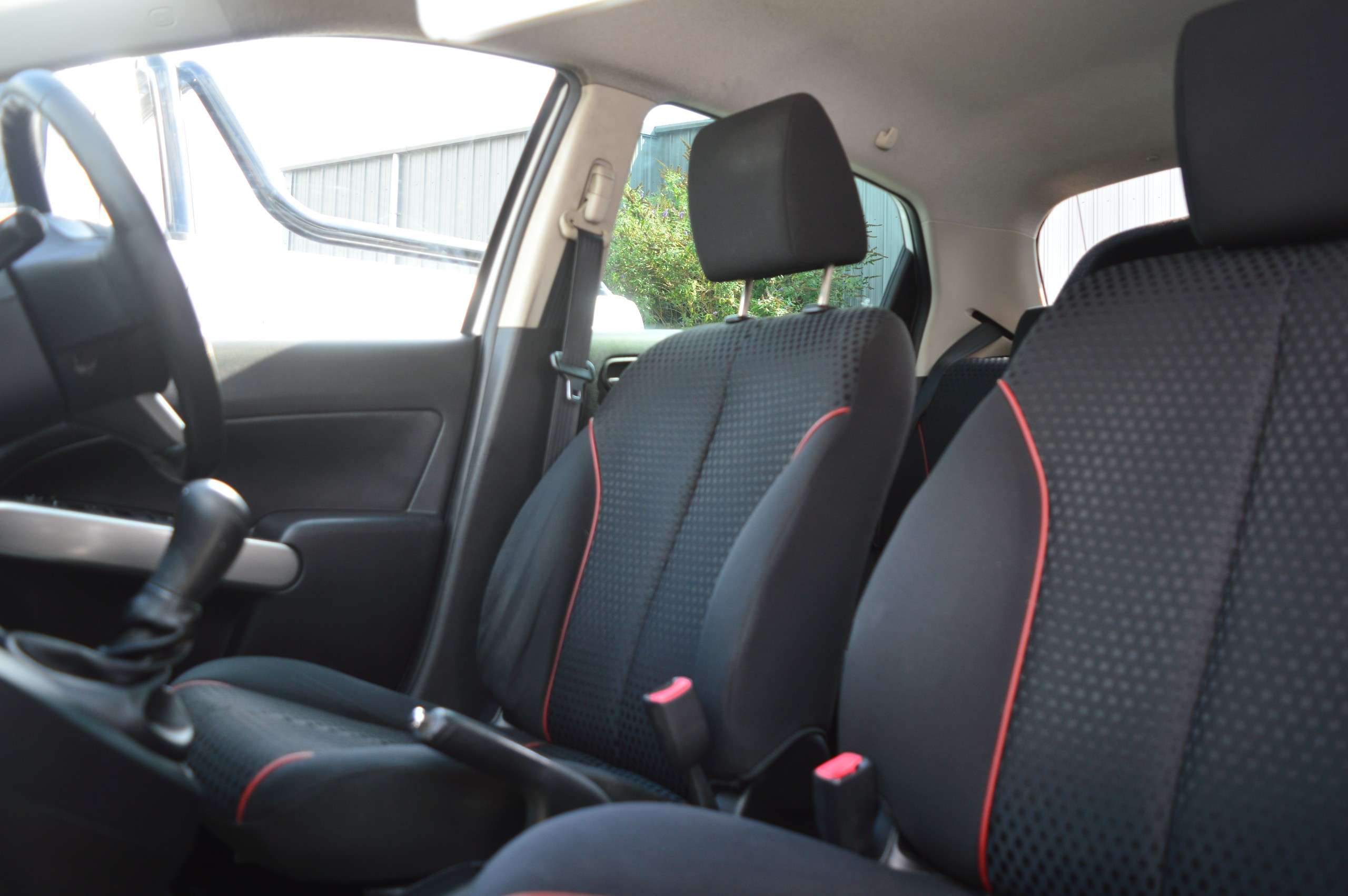 2012 MAZDA MAZDA2 2012 MAZDA MAZDA2