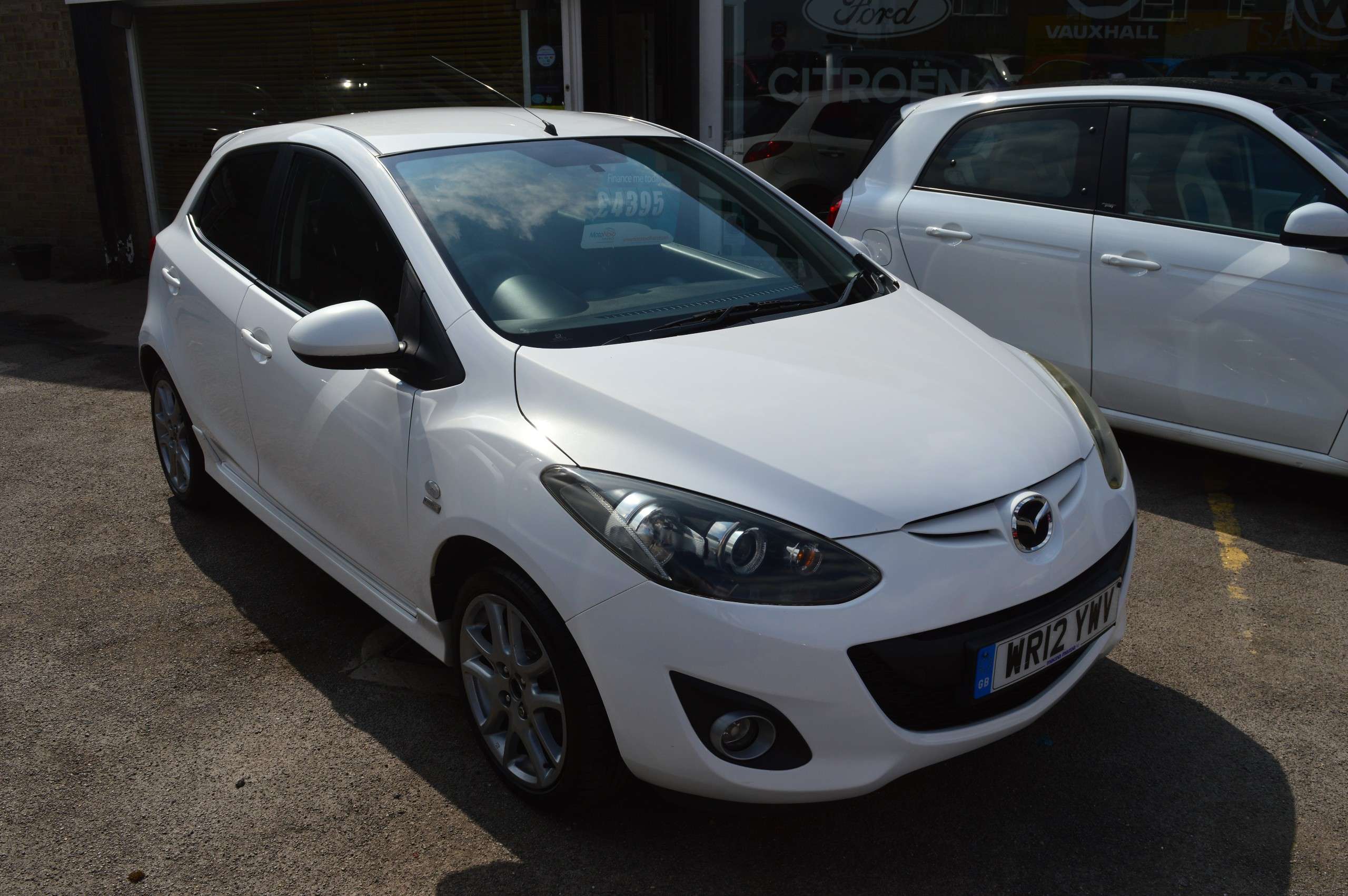 A 2012 MAZDA MAZDA2 1.3 Venture Hatchback 5dr Petrol Manual Euro 5 (84 ps) A 2012 MAZDA MAZDA2 1.3 Venture Hatchback 5dr Petrol Manual Euro 5 (84 ps)