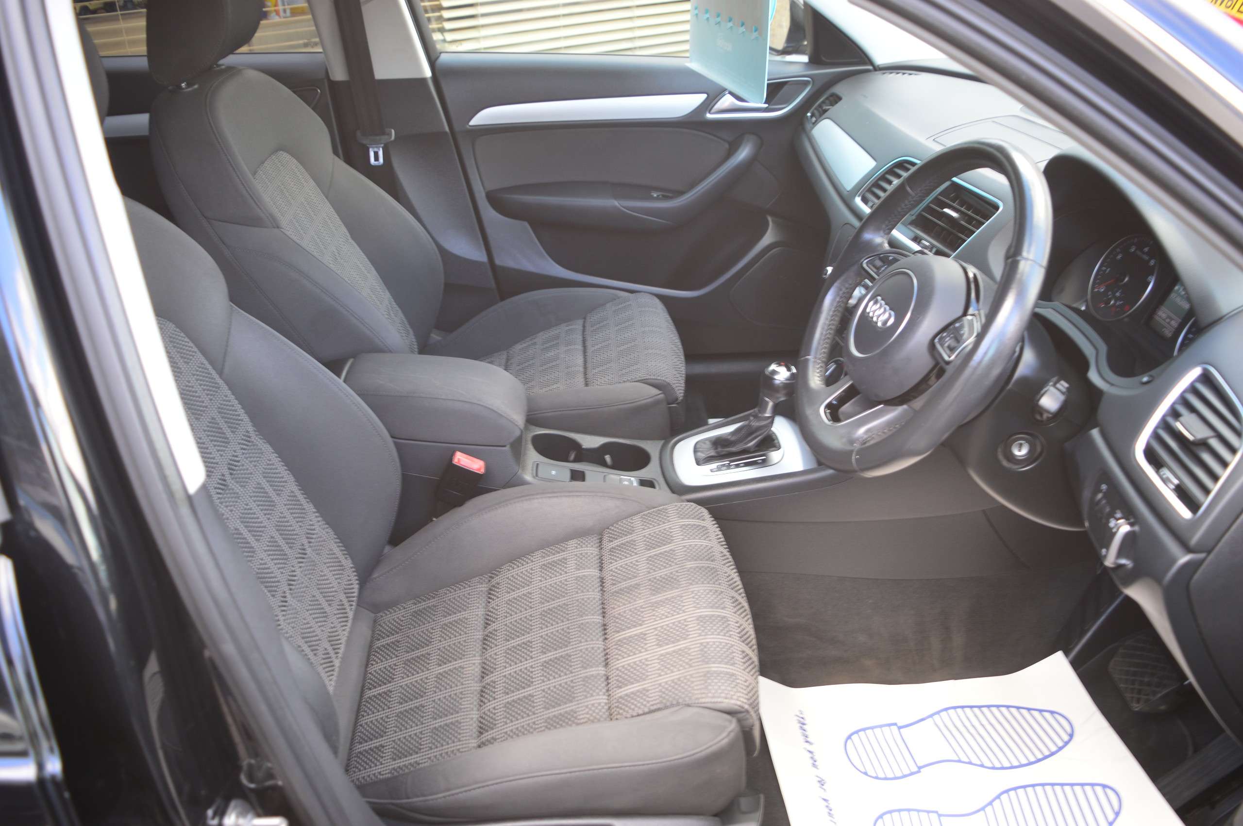 2017 AUDI Q3 2017 AUDI Q3