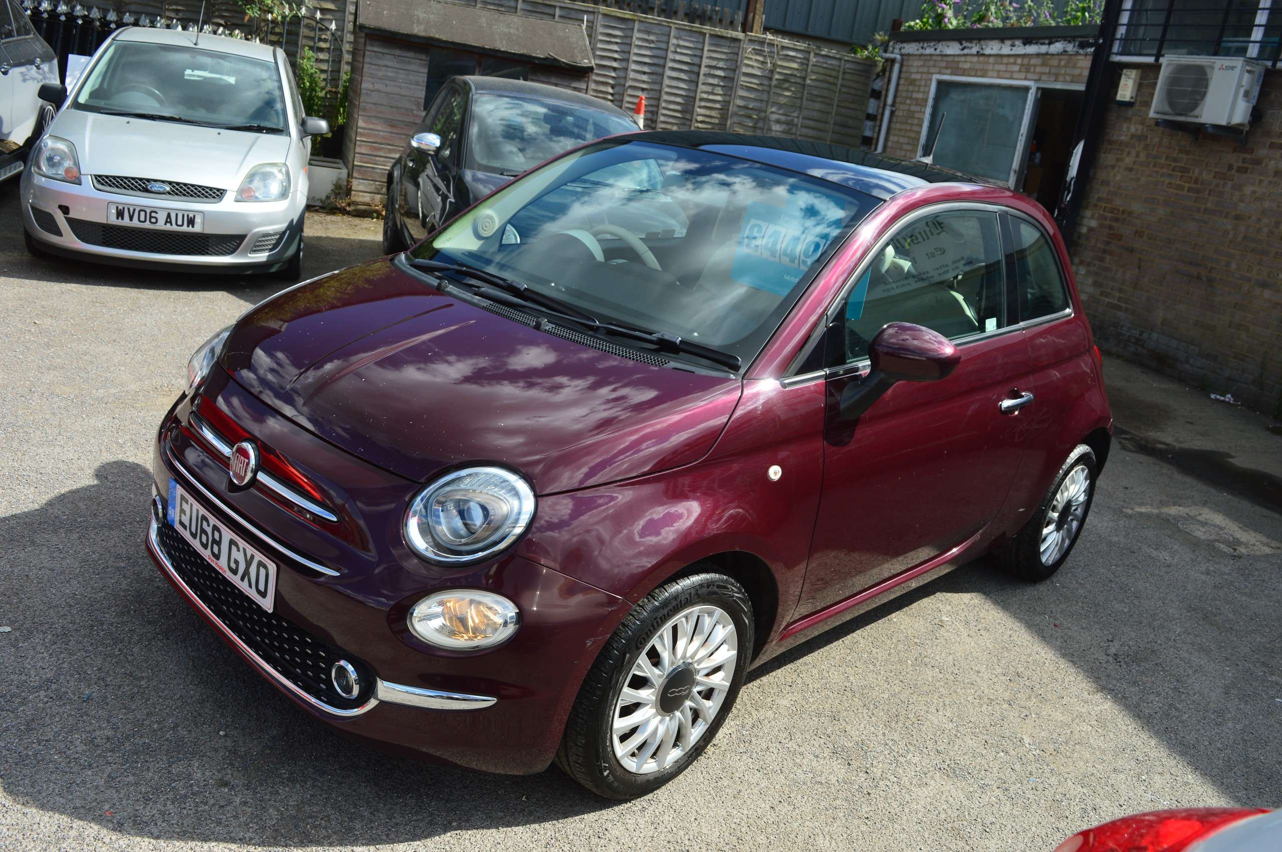 A 2018 FIAT 500 1.2 Lounge Hatchback 3dr Petrol Manual Euro 6 (s/s) (69 bhp) A 2018 FIAT 500 1.2 Lounge Hatchback 3dr Petrol Manual Euro 6 (s/s) (69 bhp)