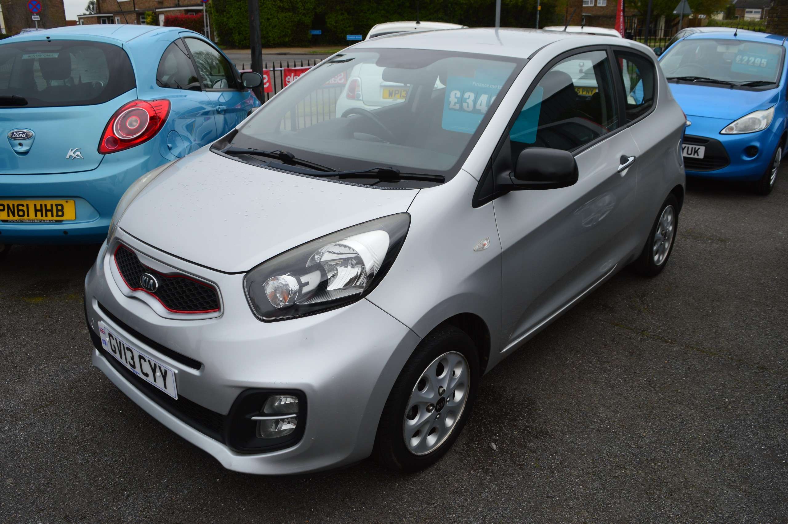 A 2013 KIA PICANTO 1.0 City Hatchback 3dr Petrol Manual Euro 5 (68 bhp) A 2013 KIA PICANTO 1.0 City Hatchback 3dr Petrol Manual Euro 5 (68 bhp)