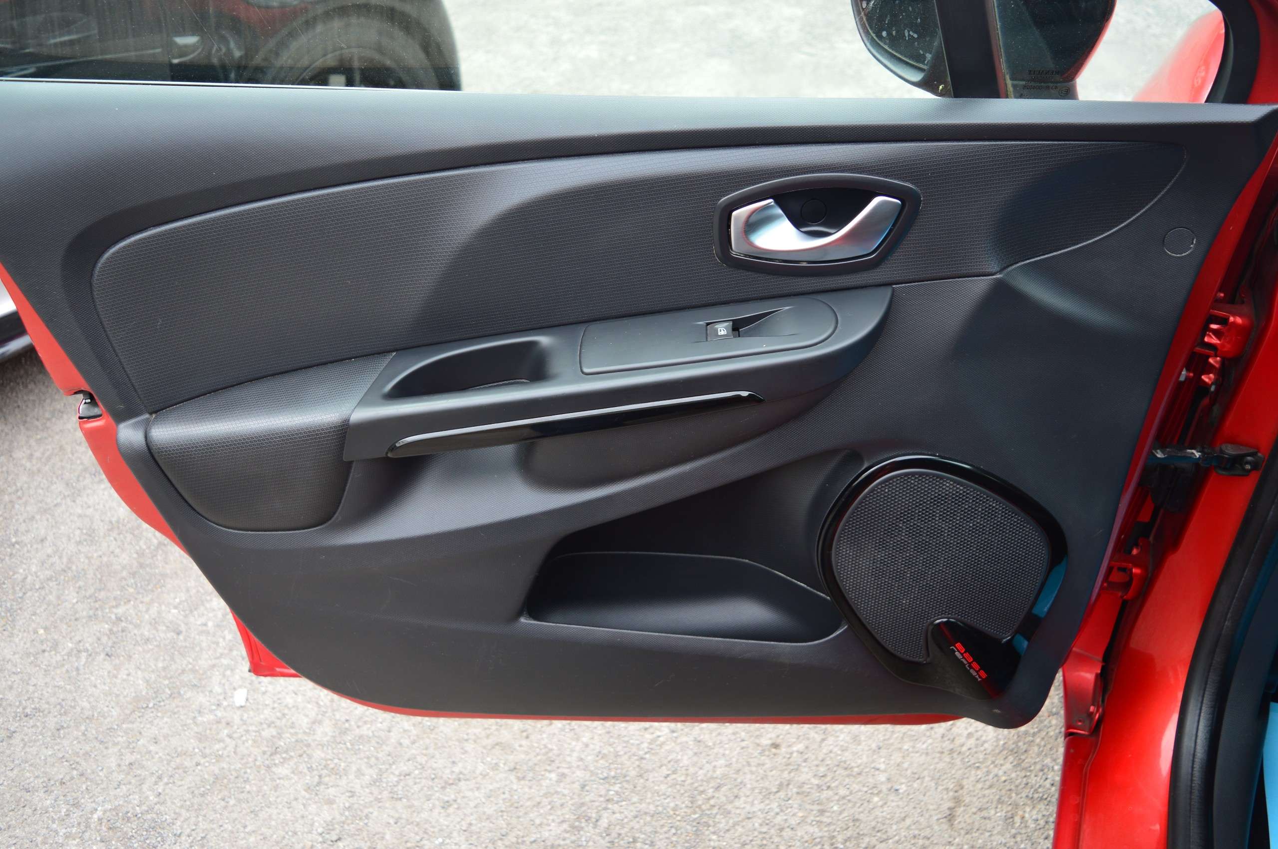 2015 RENAULT CLIO 2015 RENAULT CLIO
