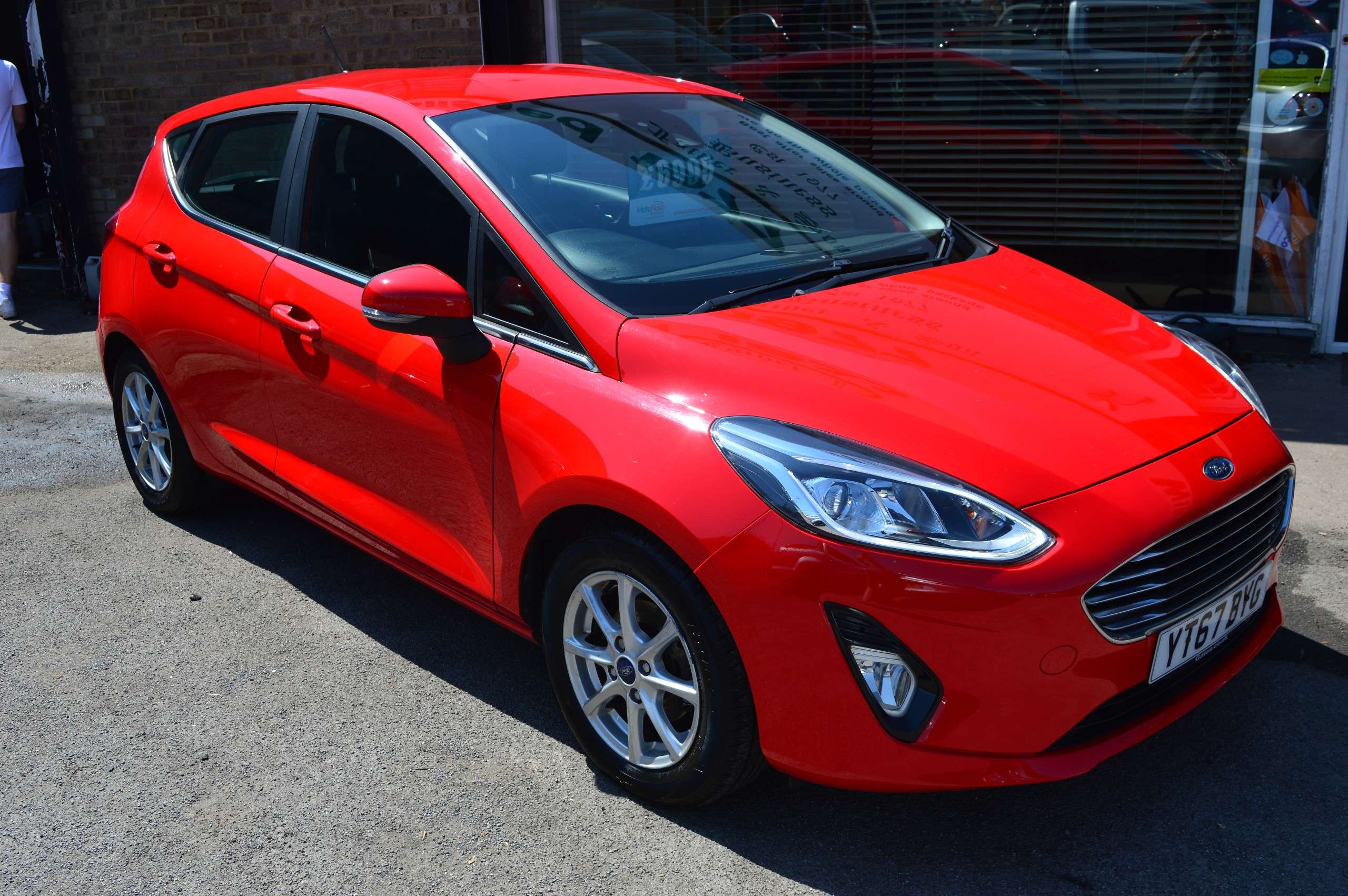 A 2017 FORD FIESTA 1.1 Ti-VCT Zetec Hatchback 5dr Petrol Manual Euro 6 (s/s) (85 ps) A 2017 FORD FIESTA 1.1 Ti-VCT Zetec Hatchback 5dr Petrol Manual Euro 6 (s/s) (85 ps)