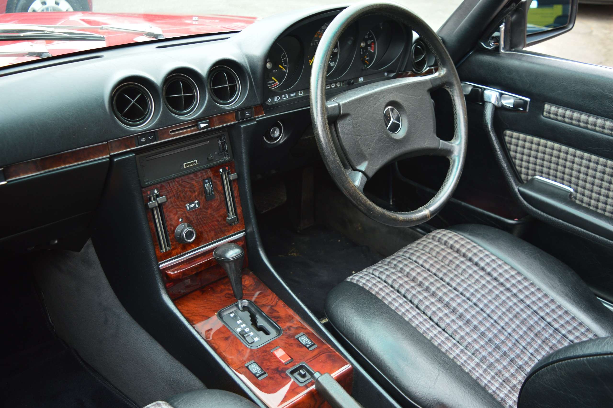 1986 MERCEDES-BENZ 300 1986 MERCEDES-BENZ 300