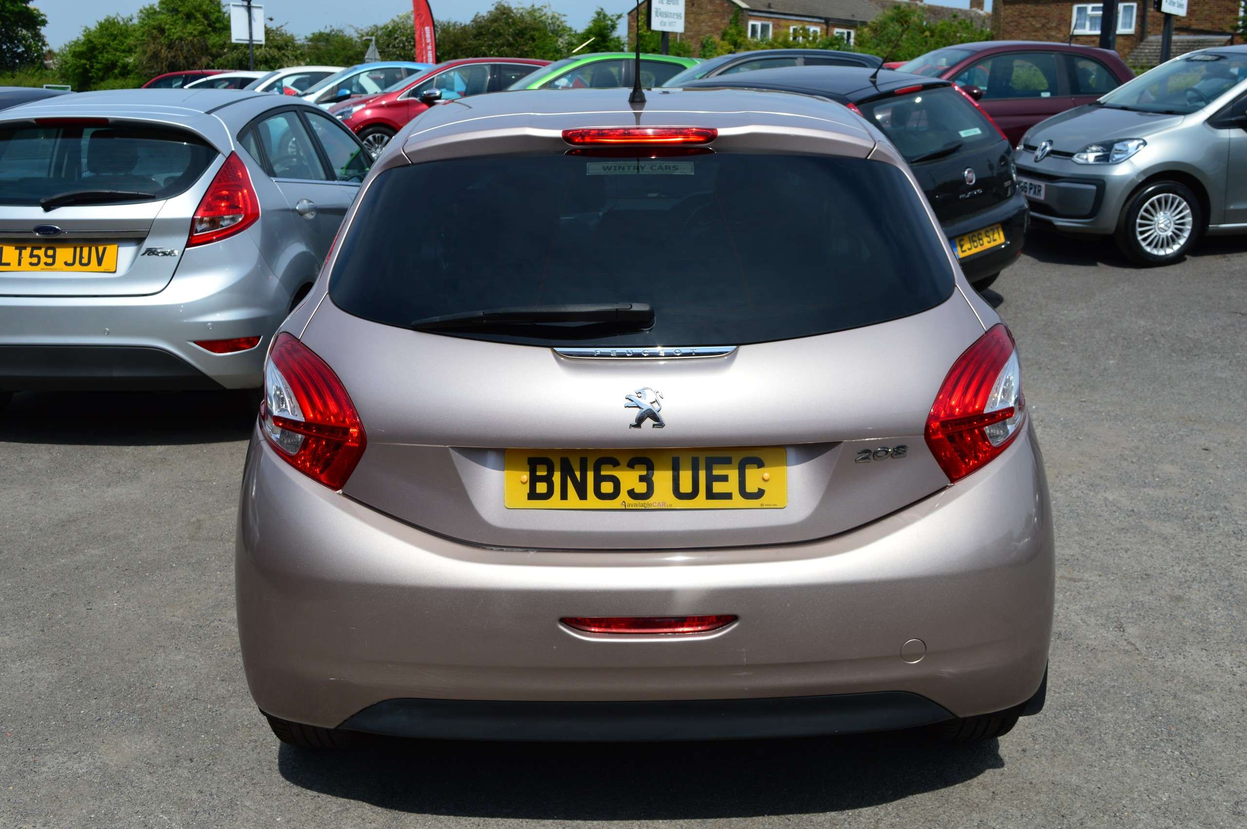 2013 PEUGEOT 208 2013 PEUGEOT 208
