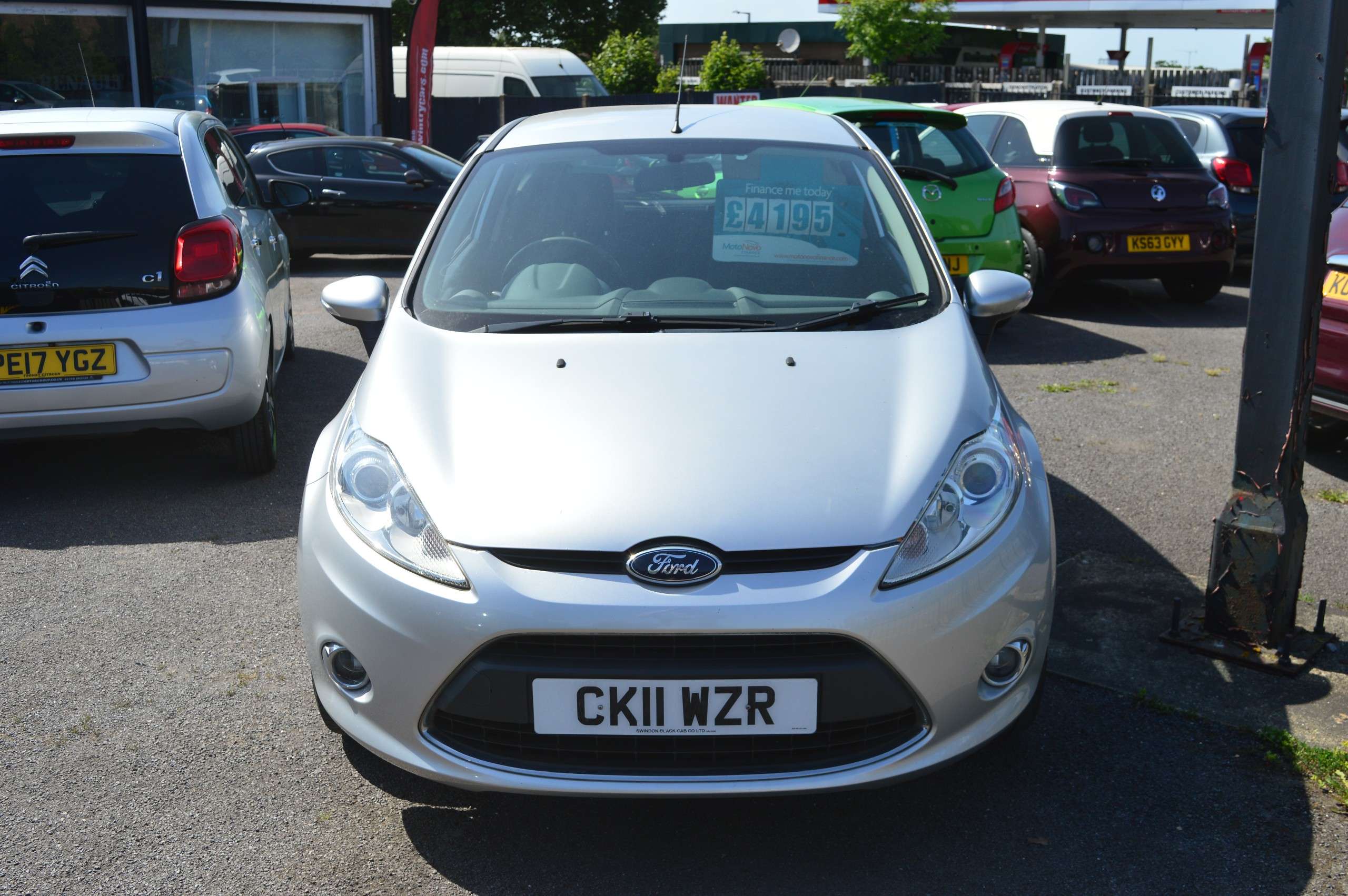 A 2011 FORD FIESTA 1.25 Zetec Hatchback 3dr Petrol Manual (129 g/km, 81 bhp) A 2011 FORD FIESTA 1.25 Zetec Hatchback 3dr Petrol Manual (129 g/km, 81 bhp)