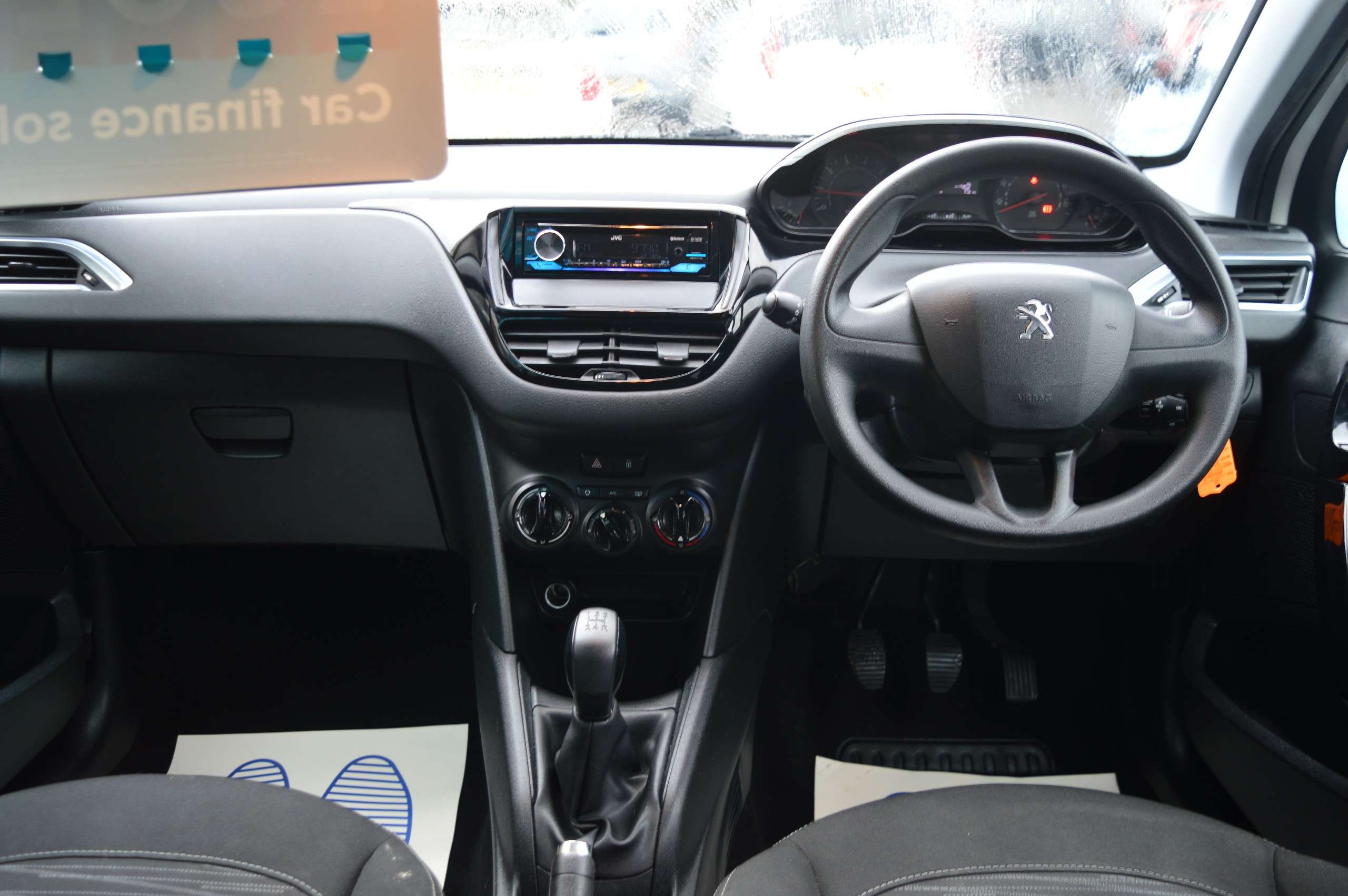 A 2015 PEUGEOT 208 1.2 VTi PureTech Access+ Hatchback 5dr Petrol Manual Euro 6 (82 ps) A 2015 PEUGEOT 208 1.2 VTi PureTech Access+ Hatchback 5dr Petrol Manual Euro 6 (82 ps)