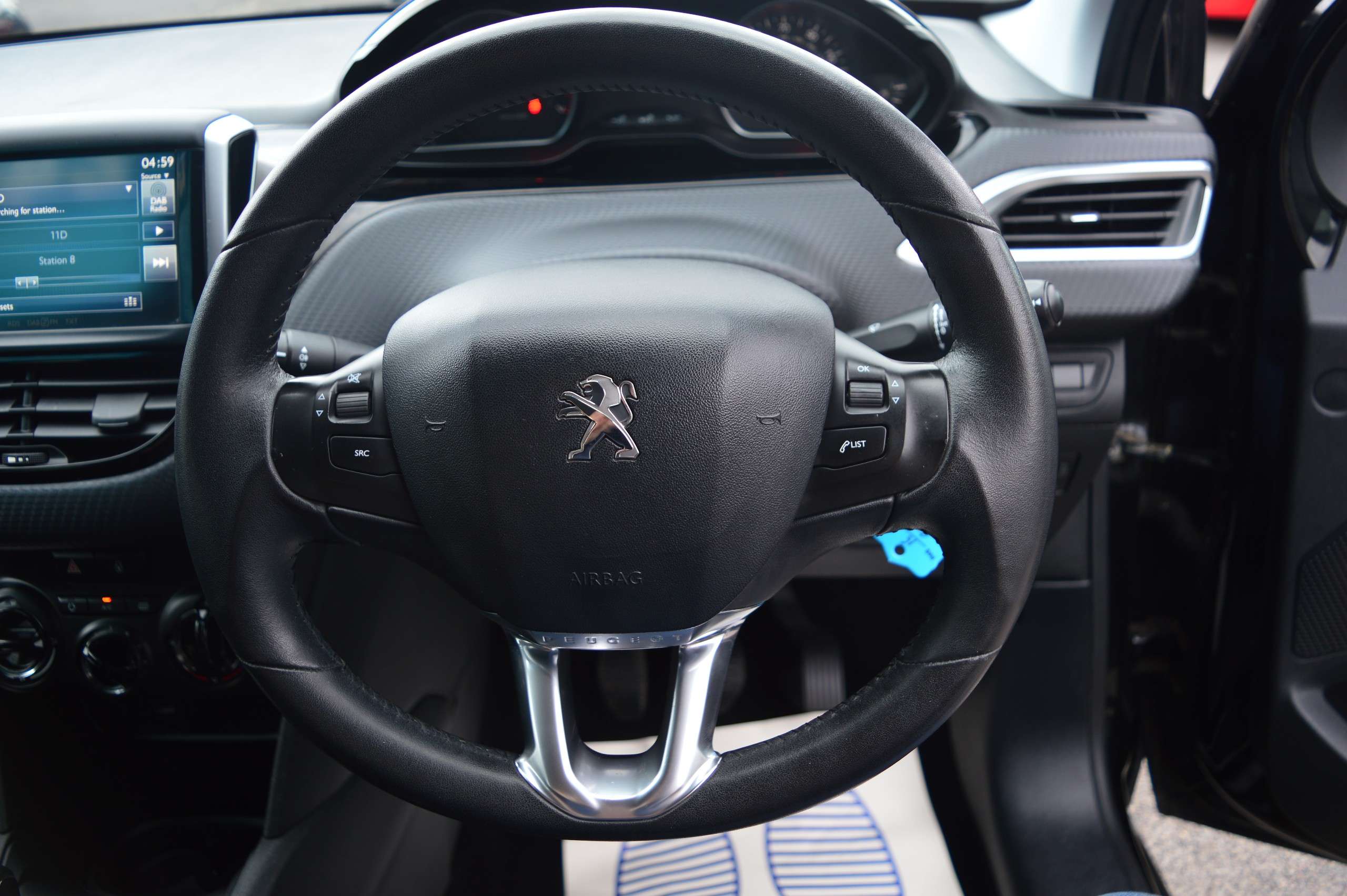A 2016 PEUGEOT 208 1.2 PureTech Active Hatchback 5dr Petrol Manual Euro 6 (82 ps) A 2016 PEUGEOT 208 1.2 PureTech Active Hatchback 5dr Petrol Manual Euro 6 (82 ps)