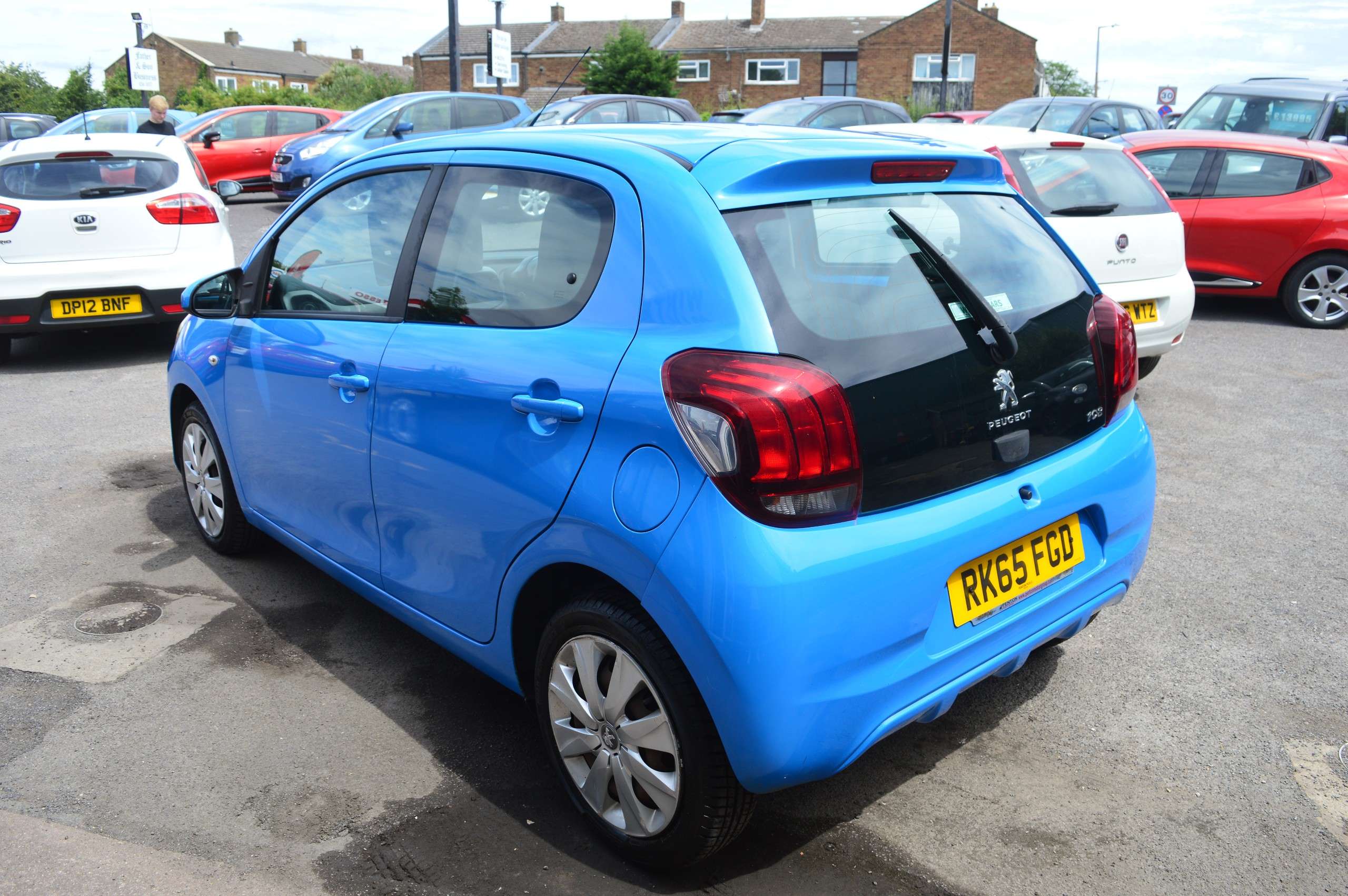 2015 PEUGEOT 108 2015 PEUGEOT 108