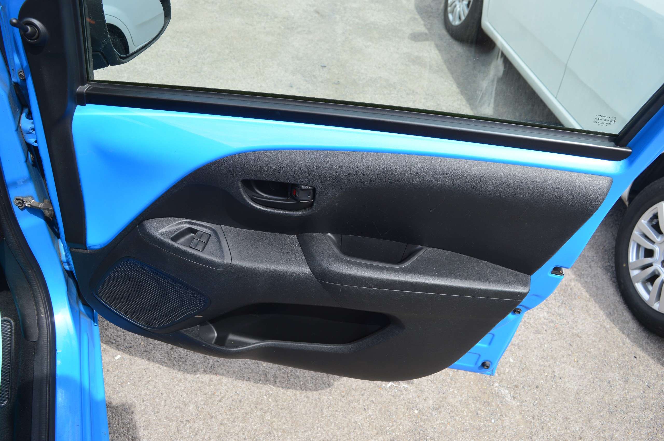 2015 PEUGEOT 108 2015 PEUGEOT 108