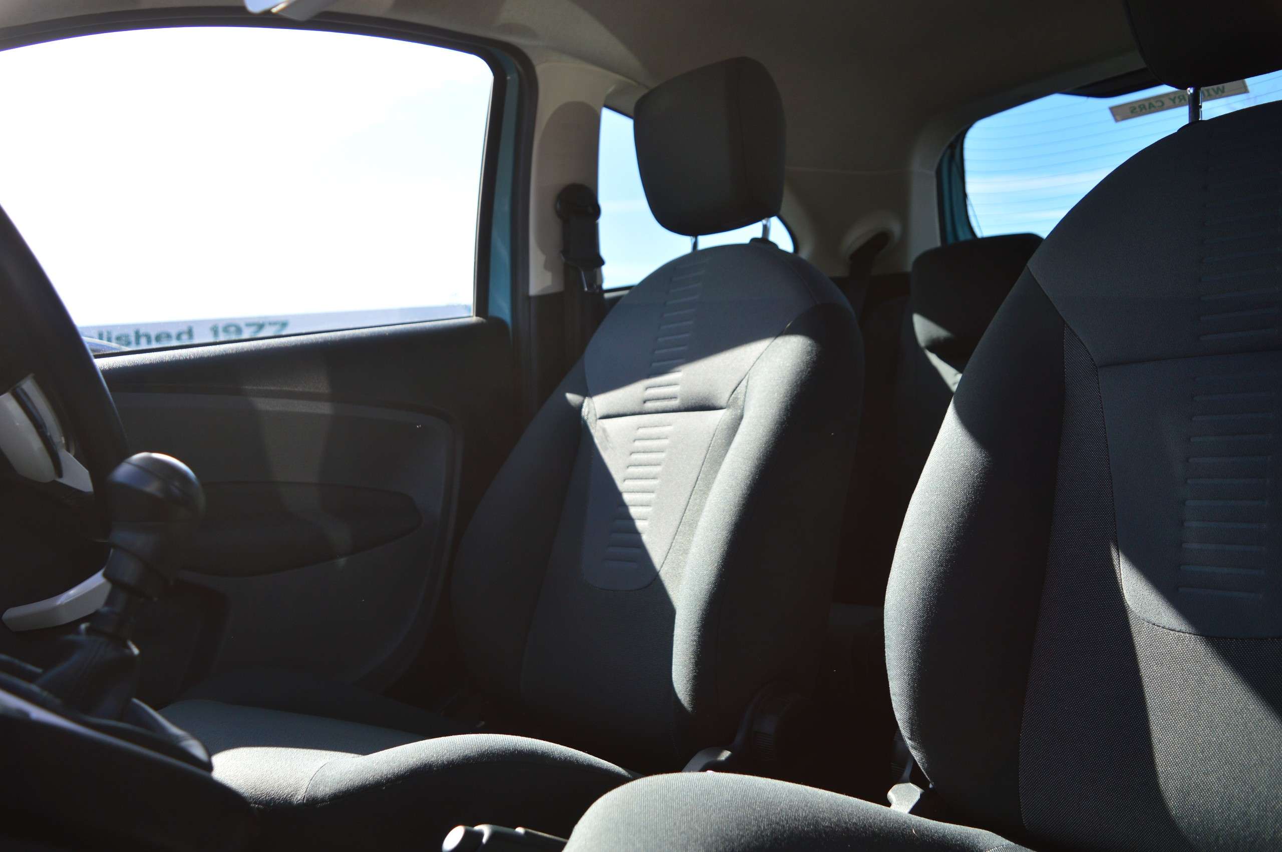 2011 FORD KA 2011 FORD KA