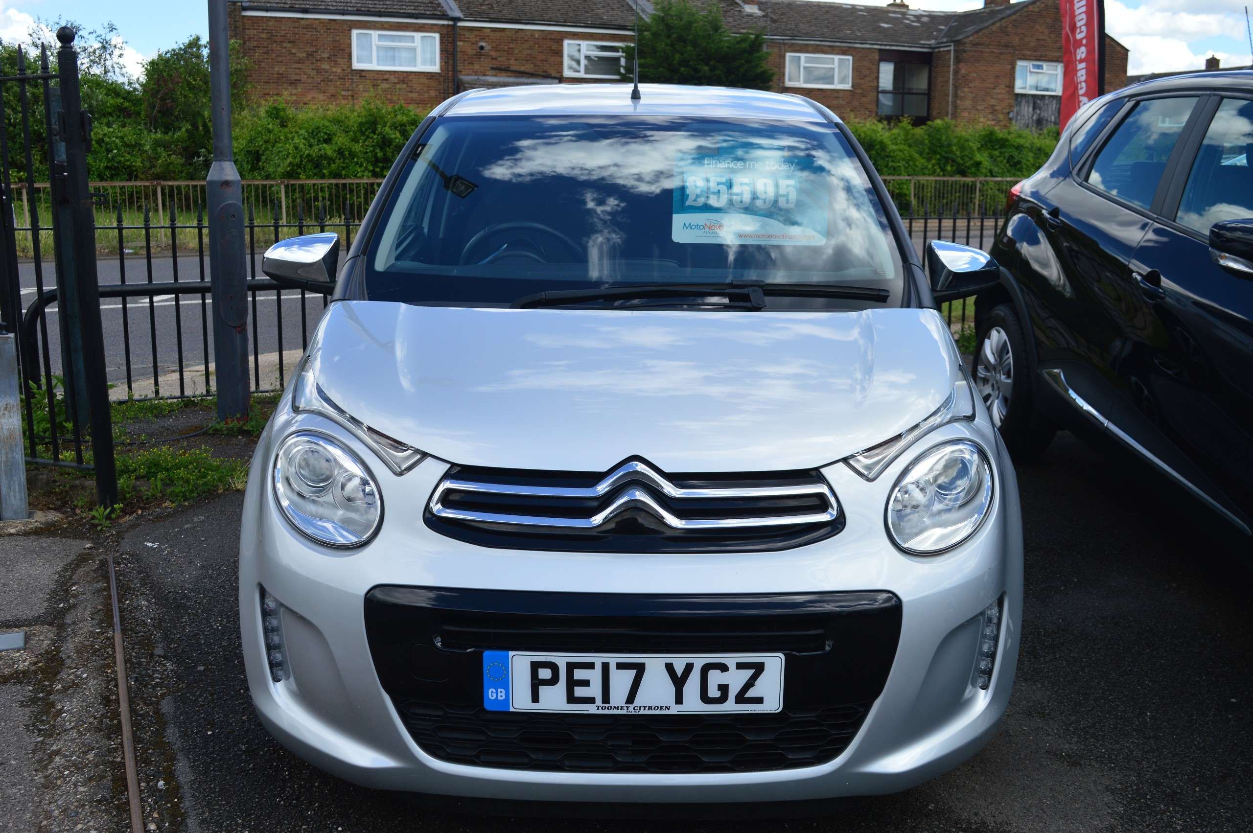 A 2017 CITROEN C1 1.2 PureTech Flair Hatchback 5dr Petrol Manual Euro 6 (82 ps) A 2017 CITROEN C1 1.2 PureTech Flair Hatchback 5dr Petrol Manual Euro 6 (82 ps)