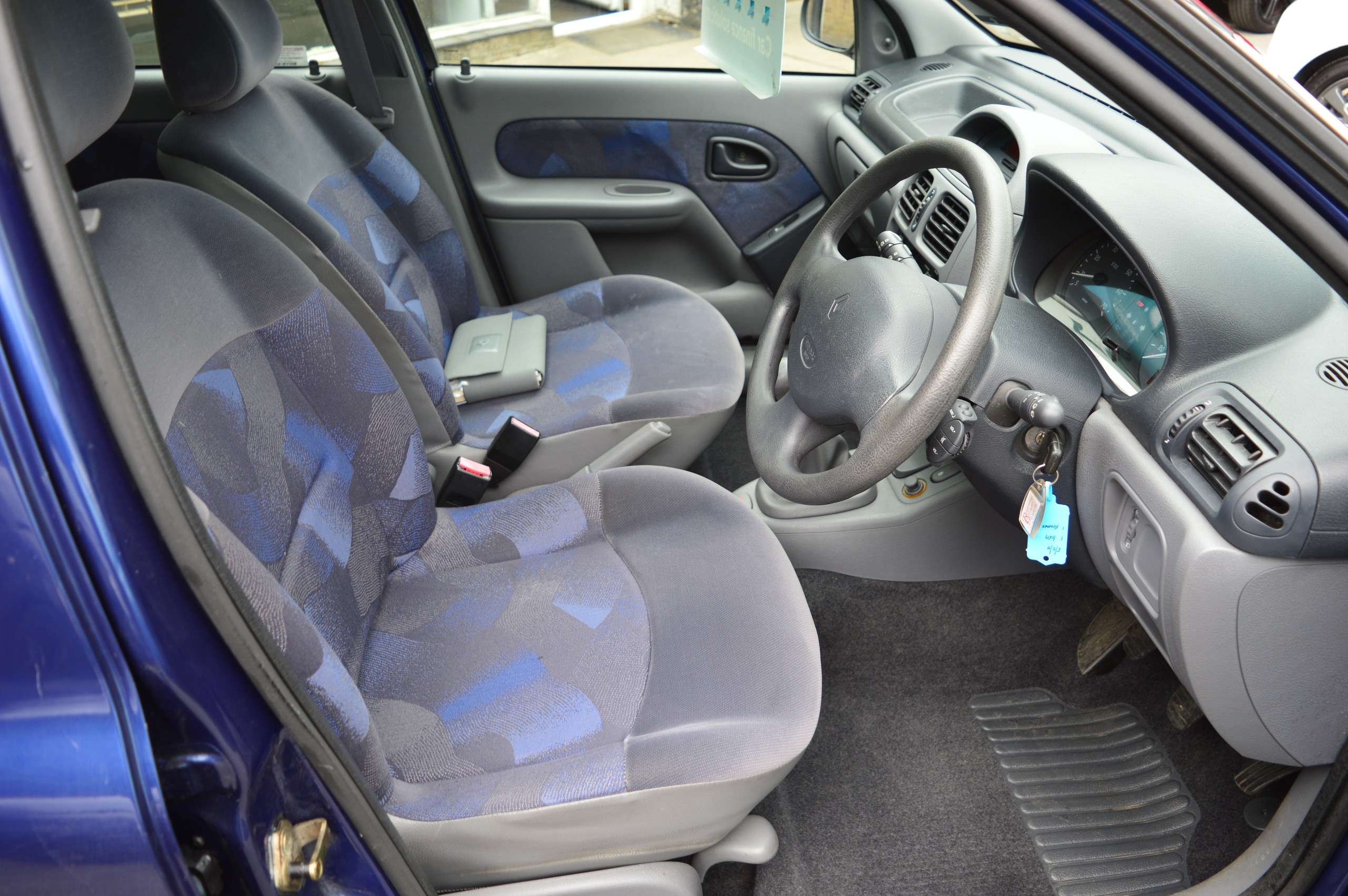 1999 RENAULT CLIO 1999 RENAULT CLIO
