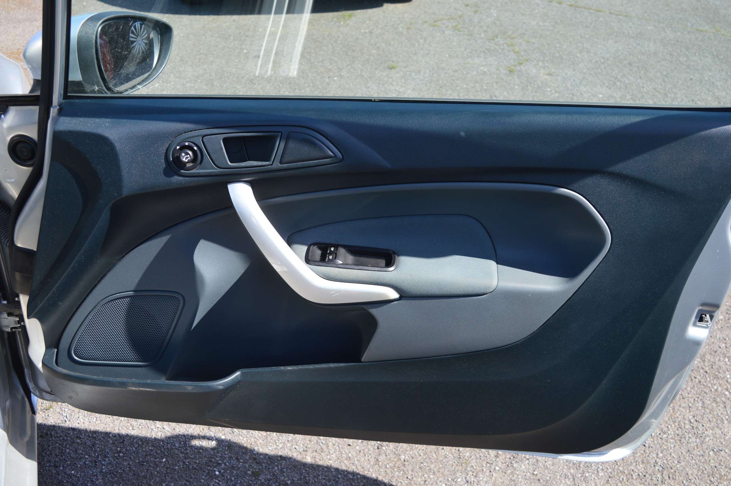 2011 FORD FIESTA 2011 FORD FIESTA
