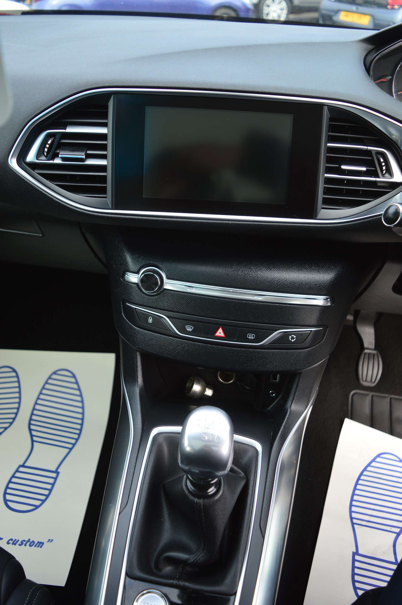 2014 PEUGEOT 308 2014 PEUGEOT 308