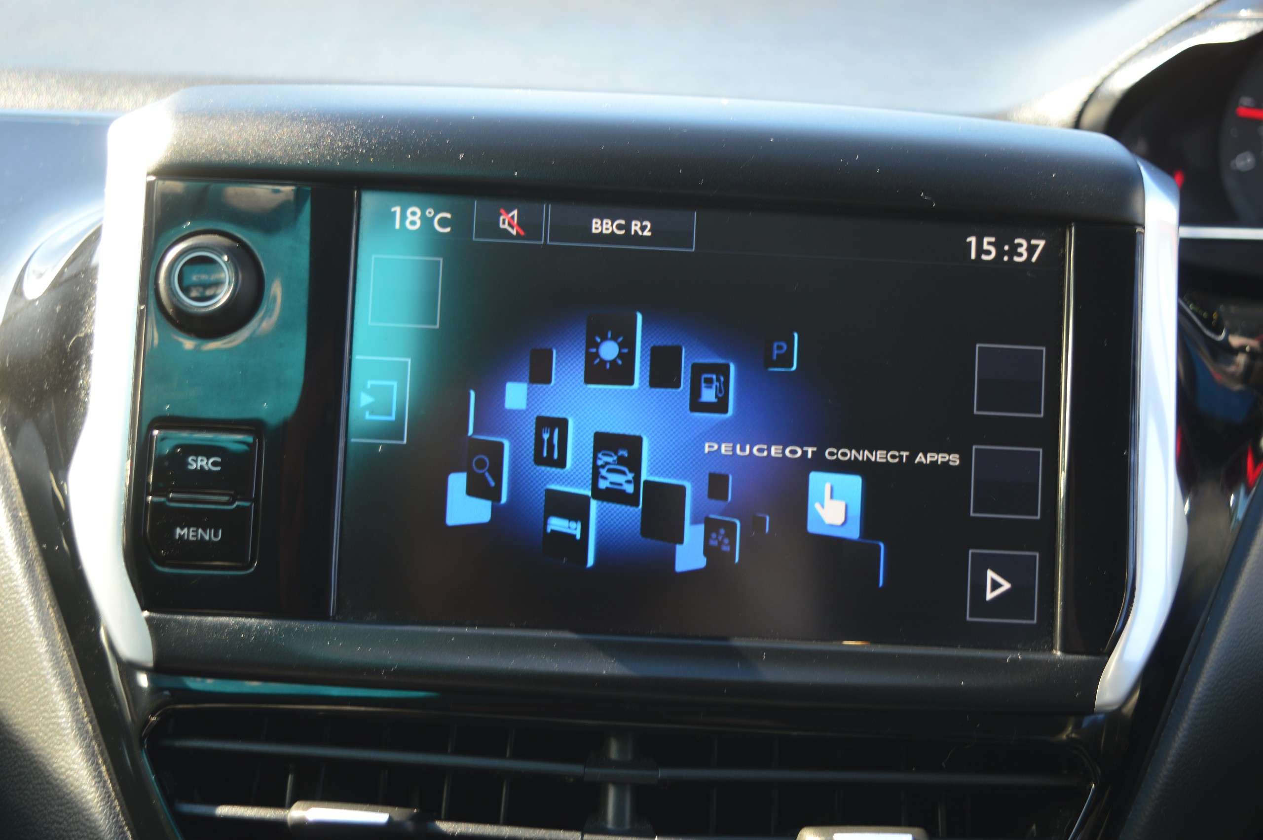 2015 PEUGEOT 208 2015 PEUGEOT 208