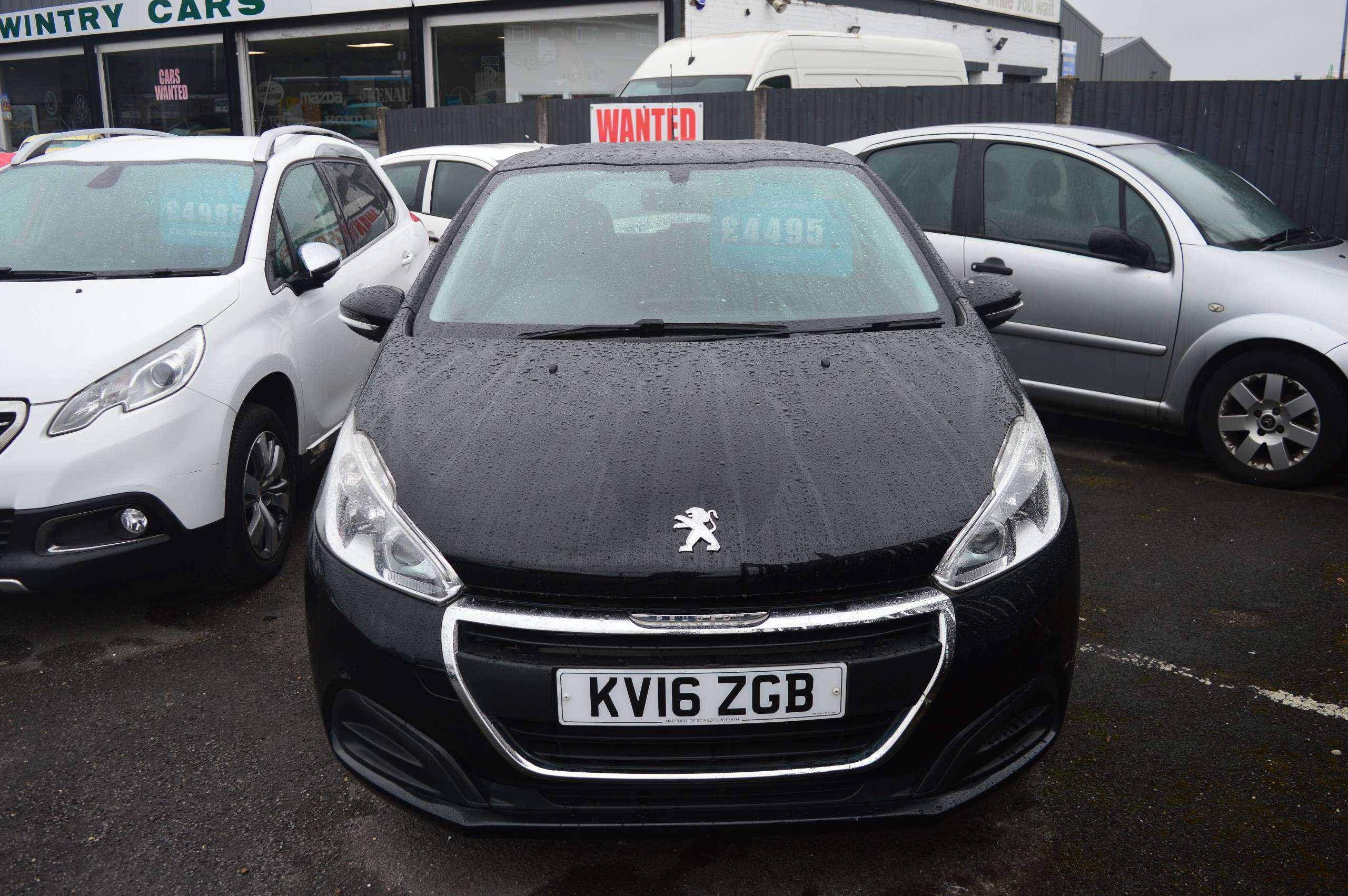 A 2016 PEUGEOT 208 1.2 PureTech Active Hatchback 3dr Petrol Manual Euro 6 (82 ps) A 2016 PEUGEOT 208 1.2 PureTech Active Hatchback 3dr Petrol Manual Euro 6 (82 ps)